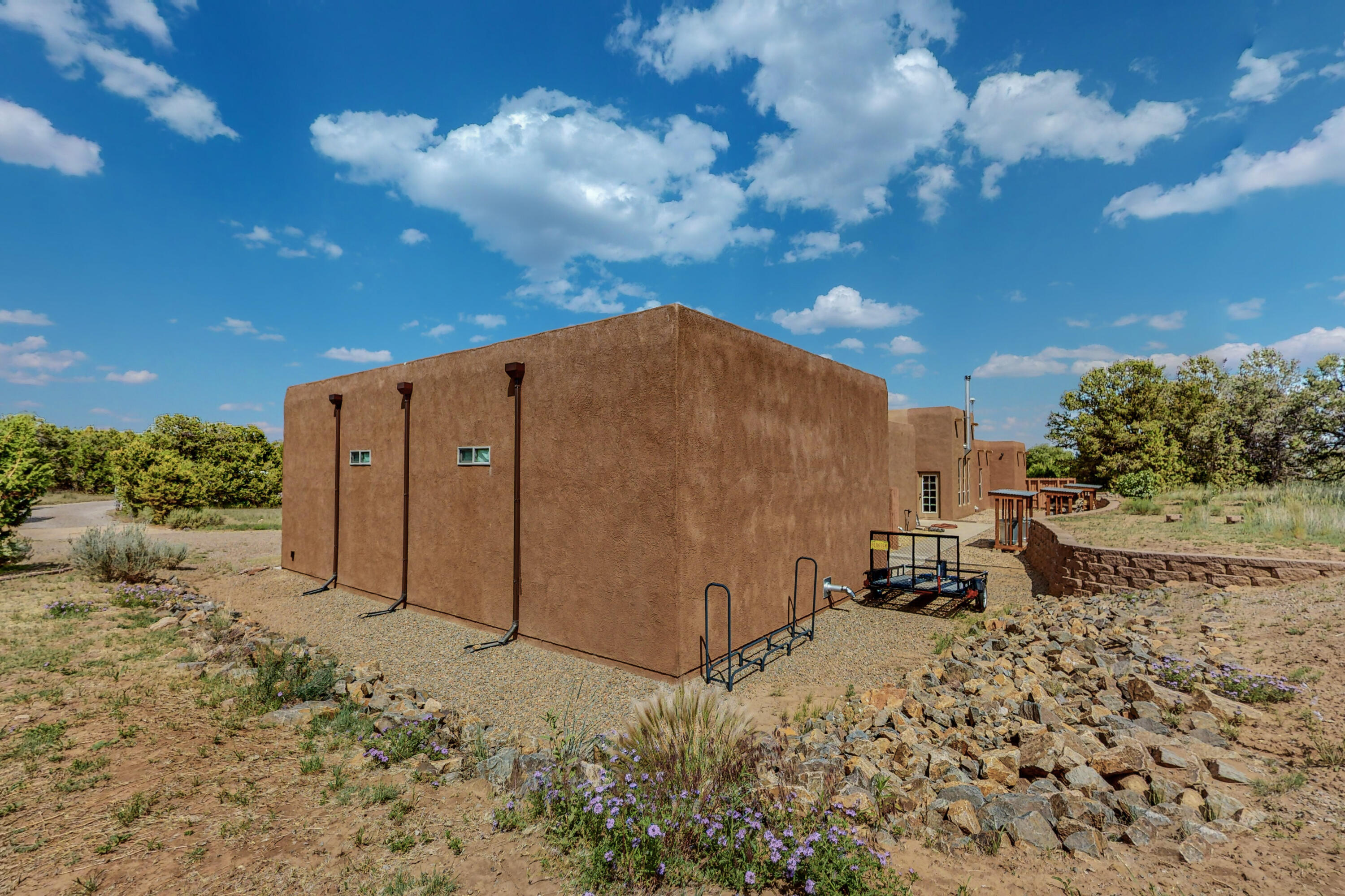 6 Naomi Drive