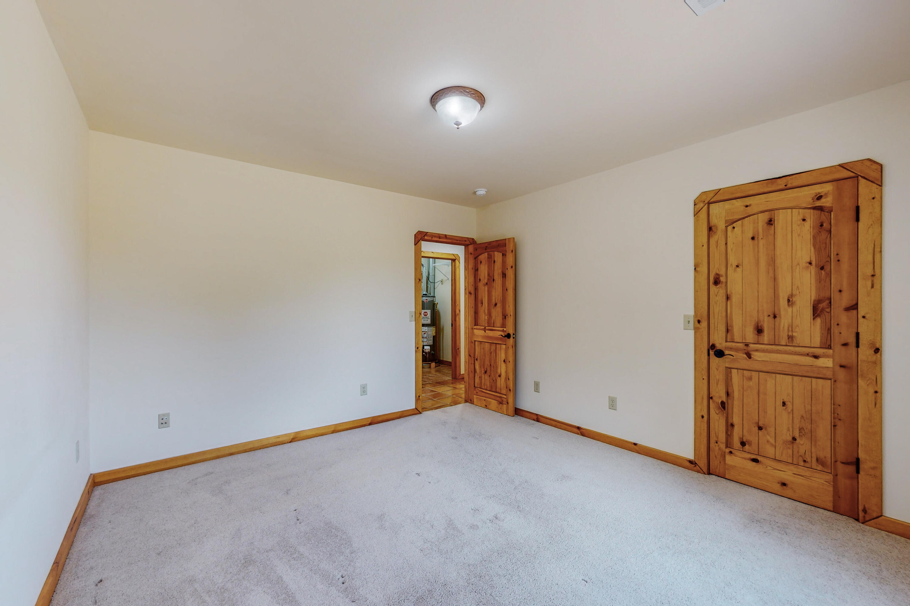 6 Naomi Drive