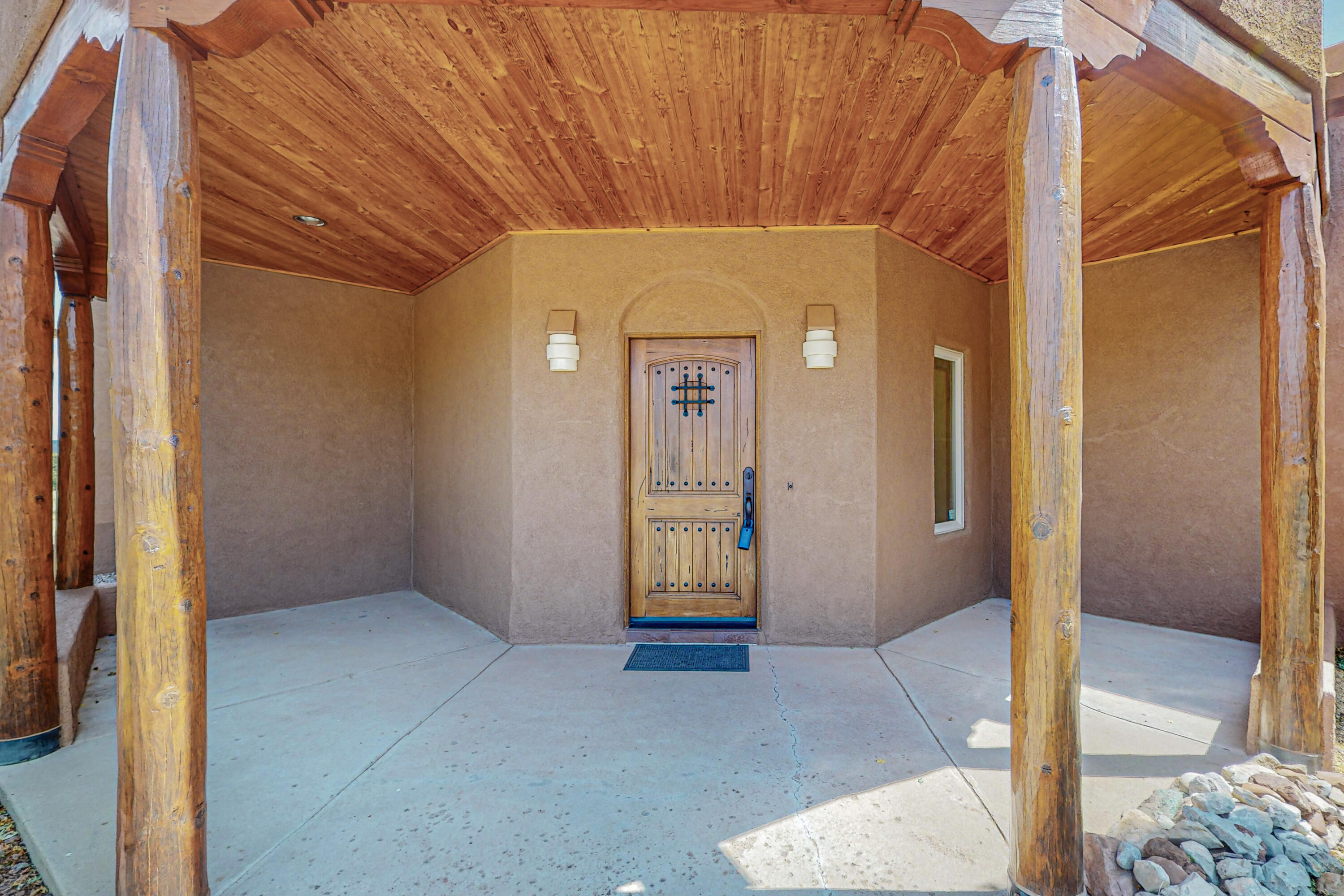 6 Naomi Drive