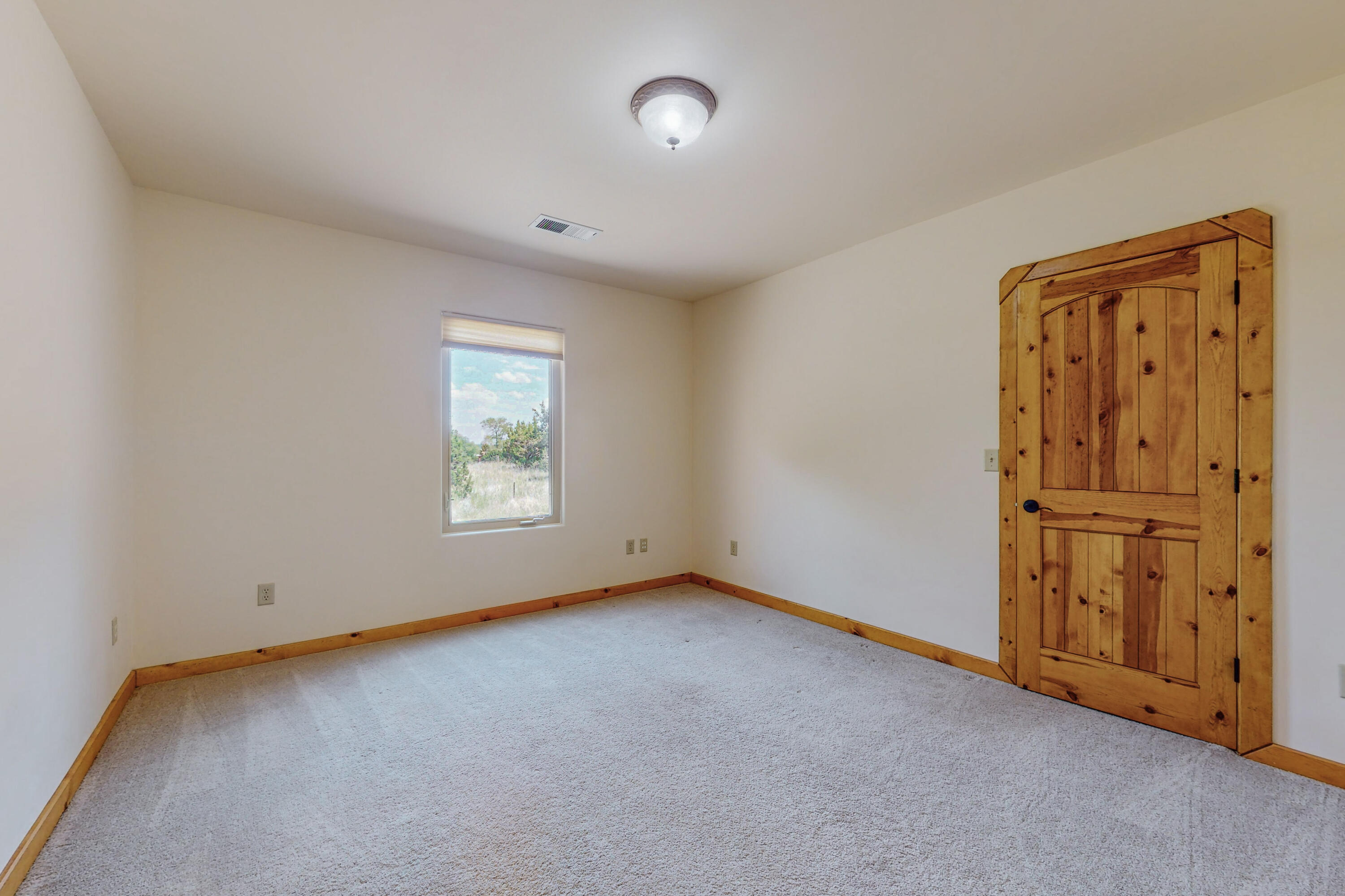 6 Naomi Drive