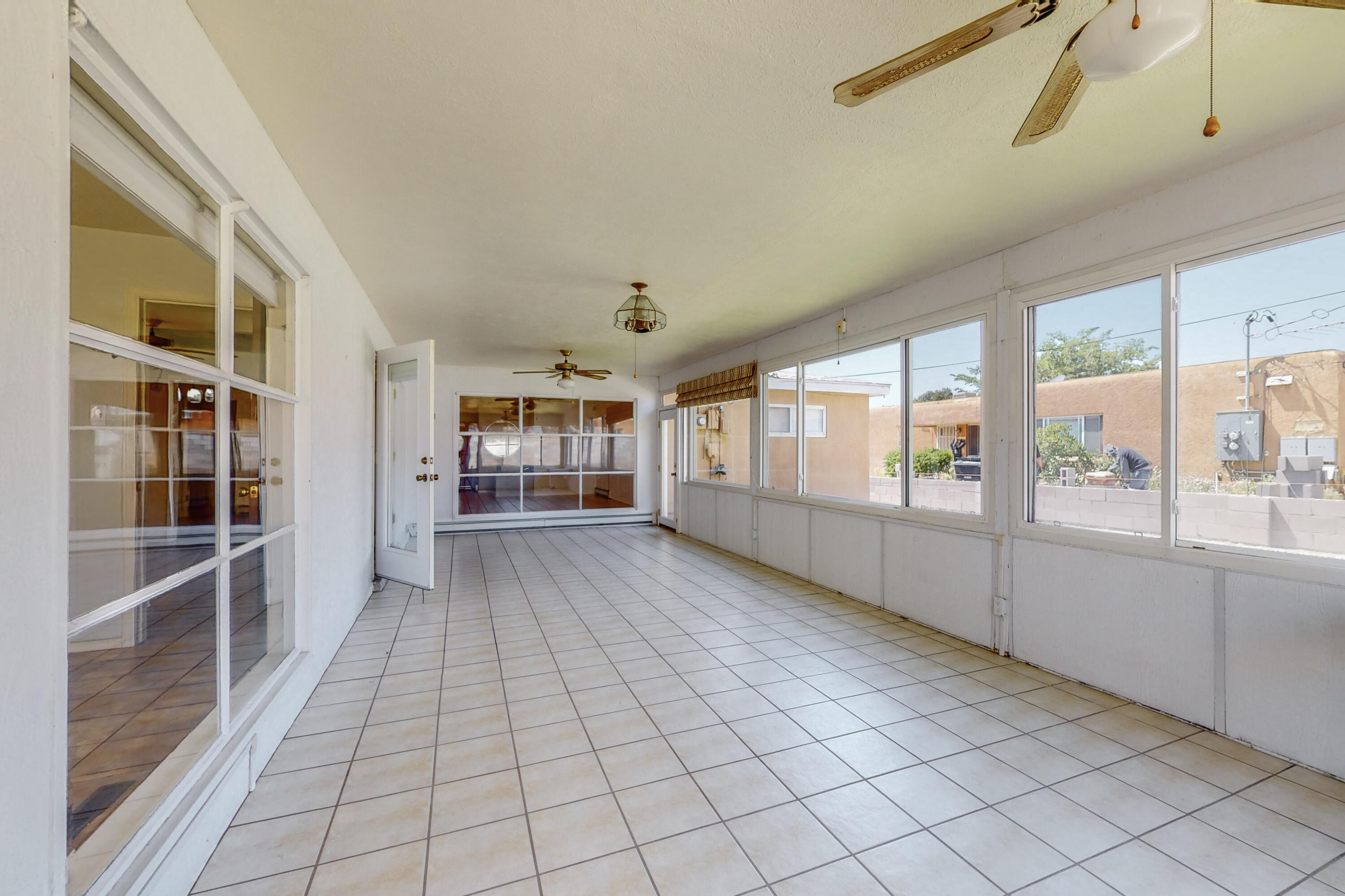 1612 Alvarado Drive NE