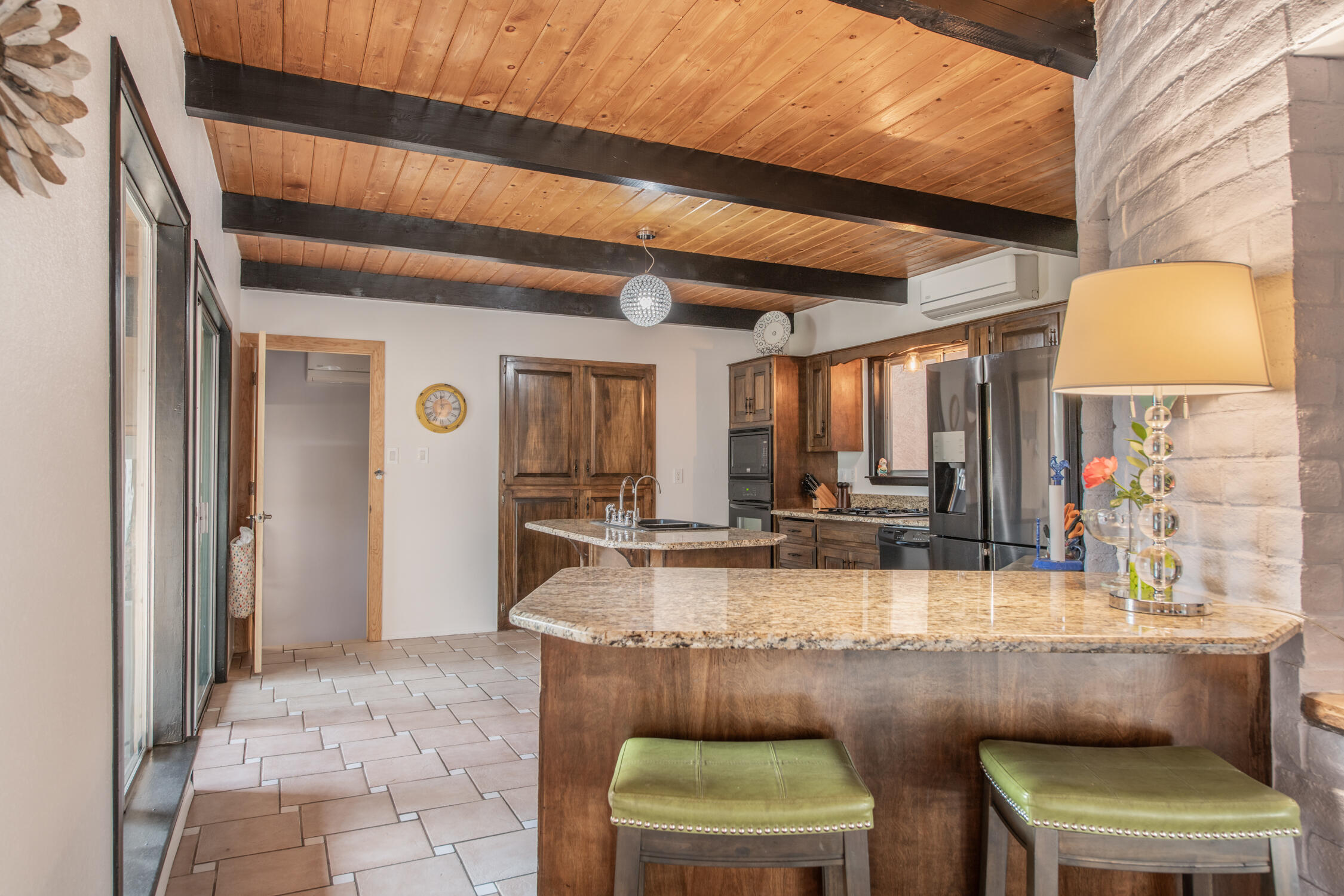 156 Juniper Hill Road NE