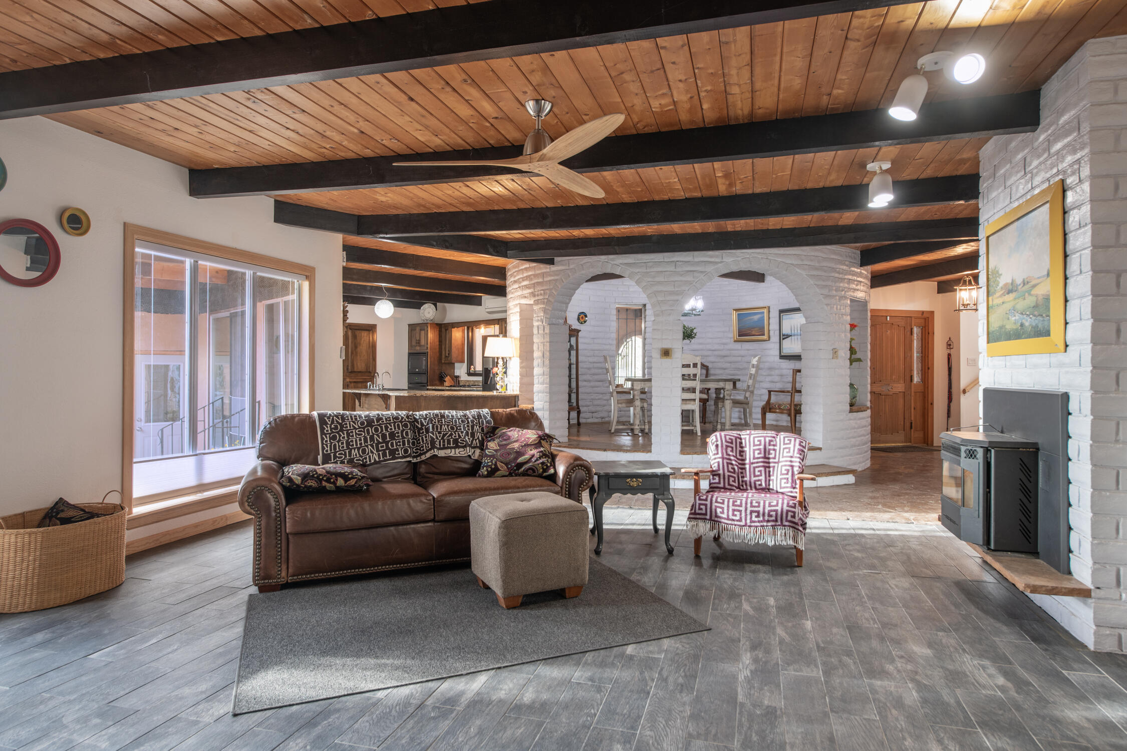156 Juniper Hill Road NE