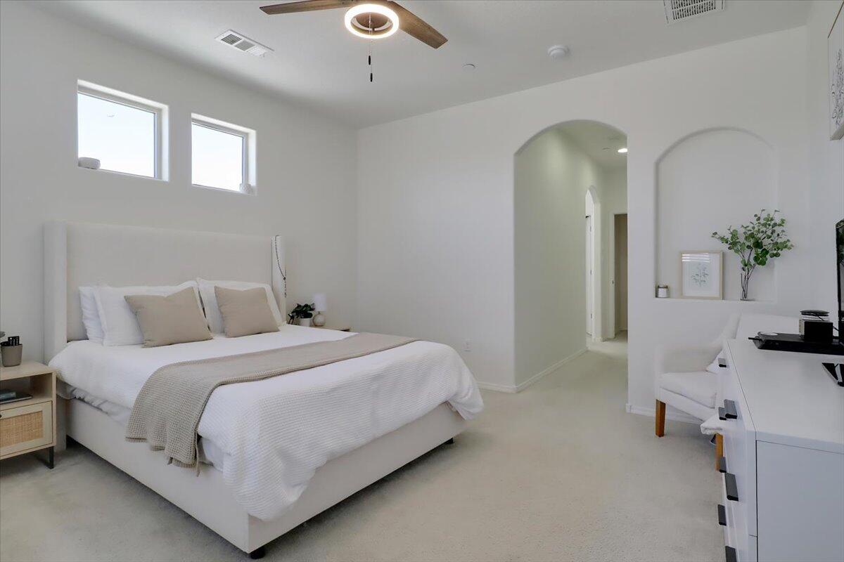 11016 Fort Point Lane NE Unit: B