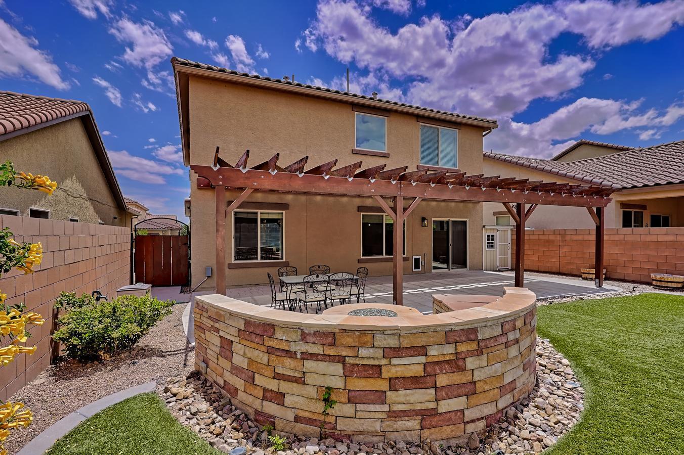 5823 Fossil Road NW