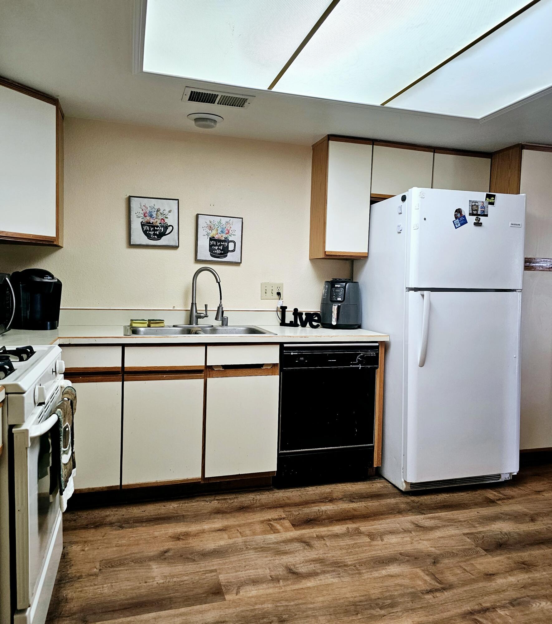 809 Country Club Drive SE Unit: 2b
