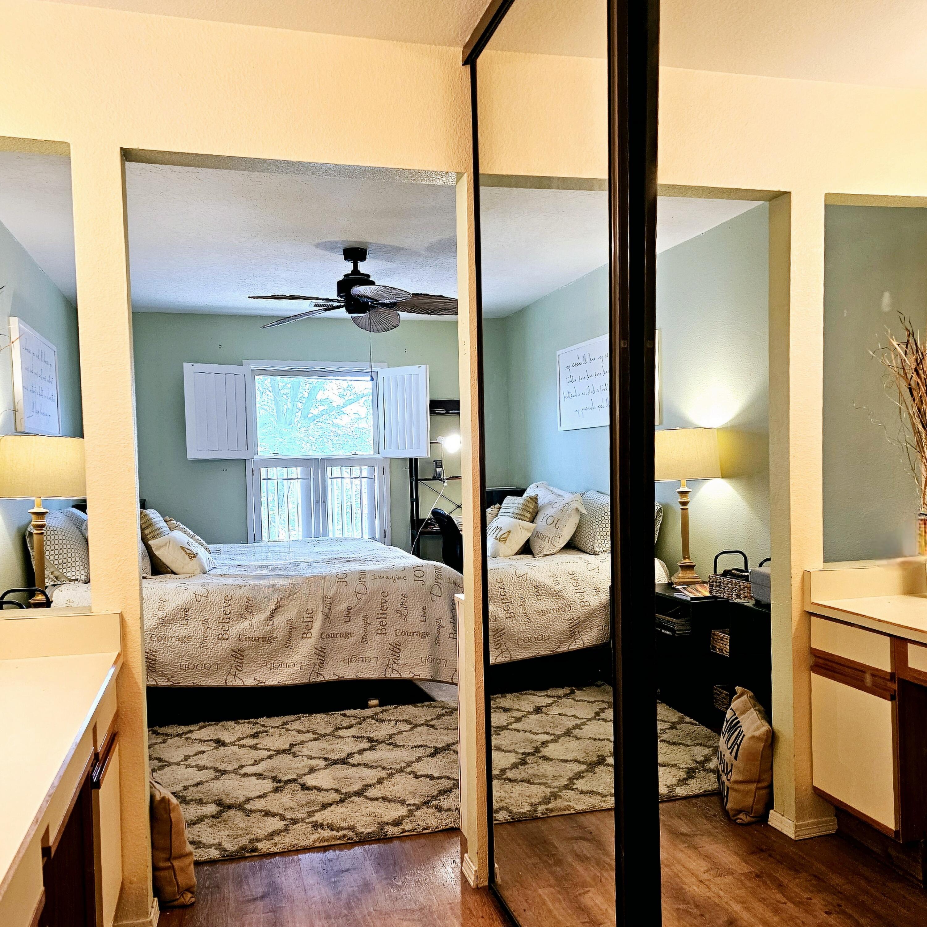809 Country Club Drive SE Unit: 2b