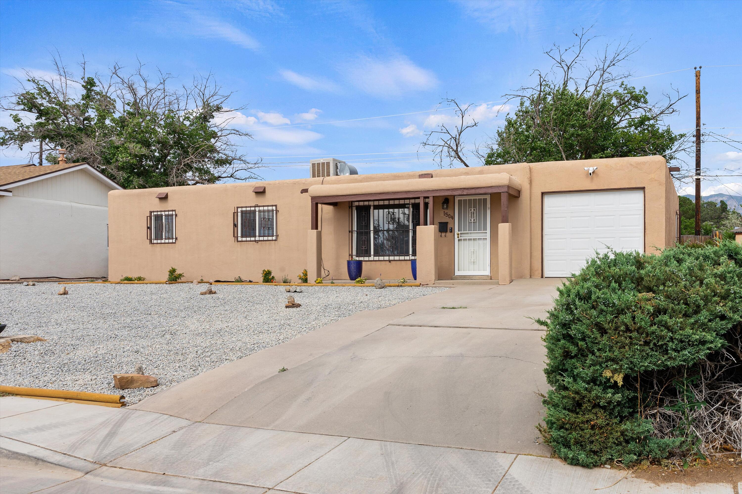 1504 Hoffman Drive NE