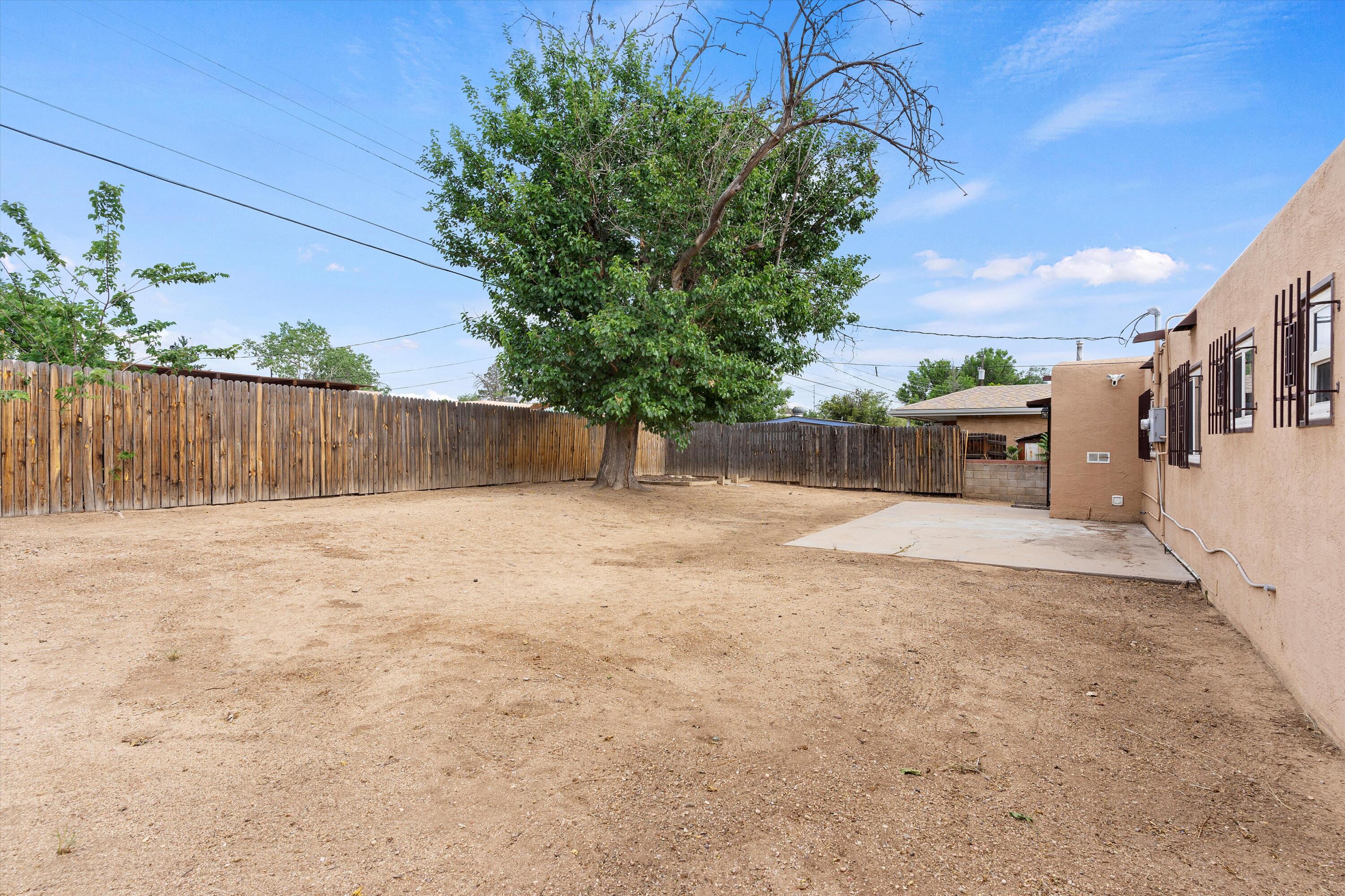 1504 Hoffman Drive NE