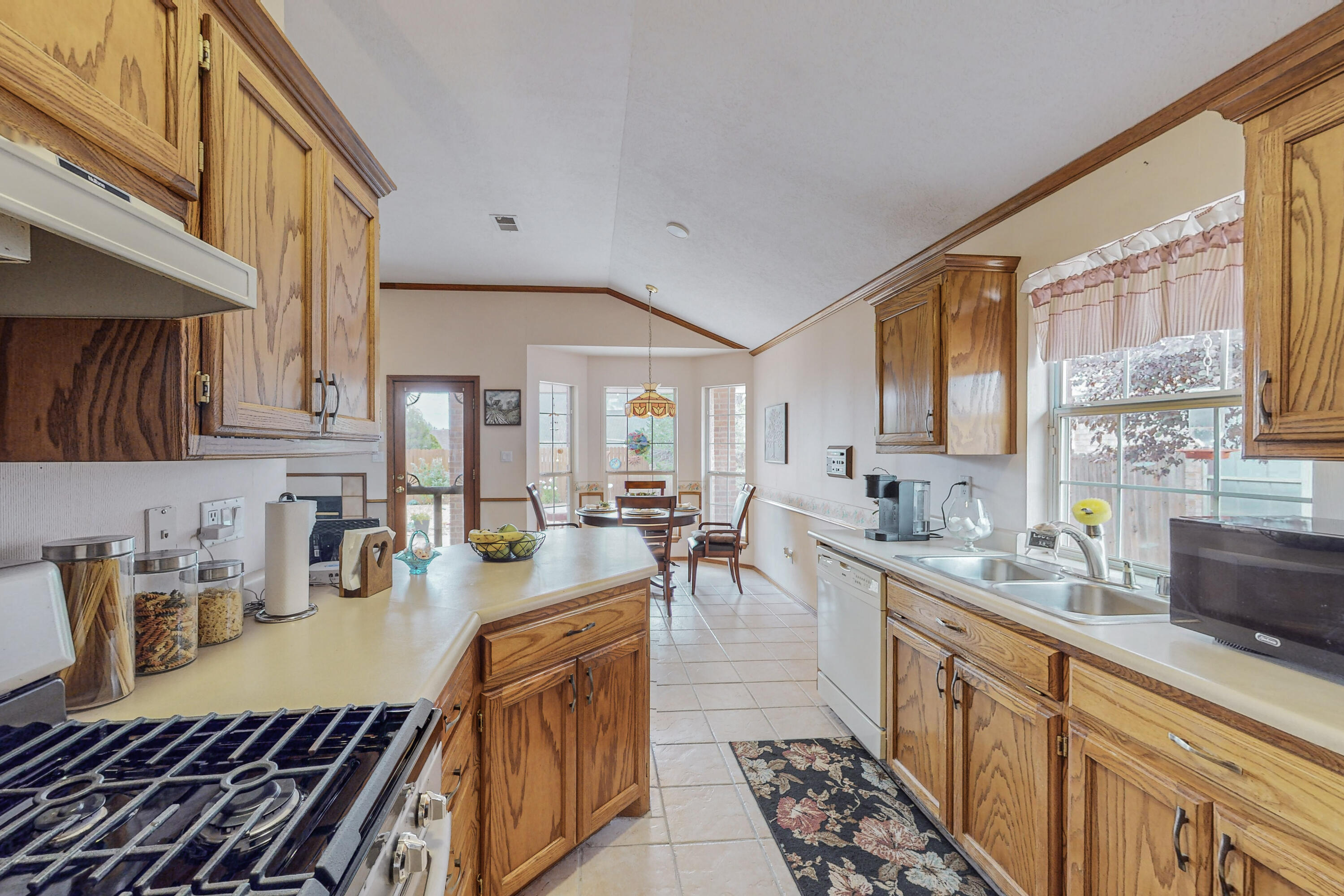 3516 Sierra Rica Drive NW