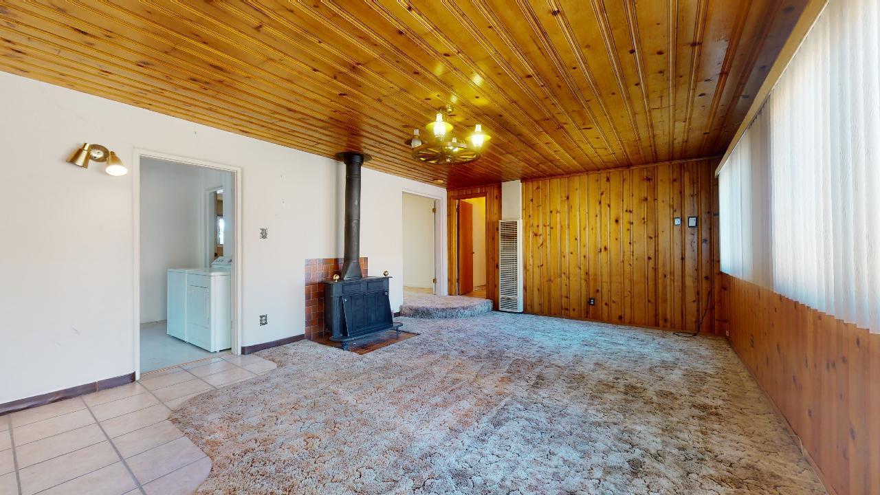 1930 Truman Street NE