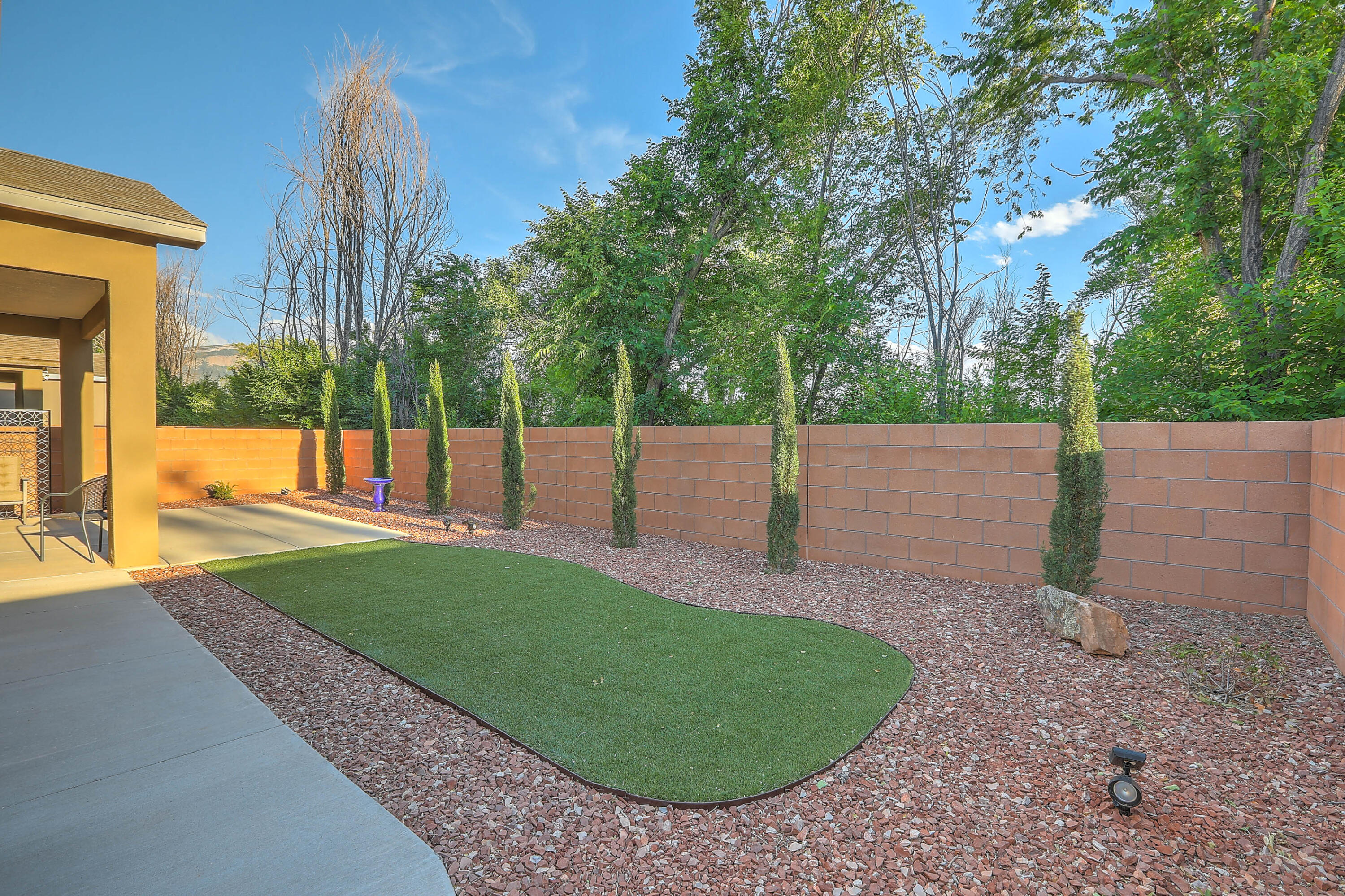 225 Piedra Lisa Street