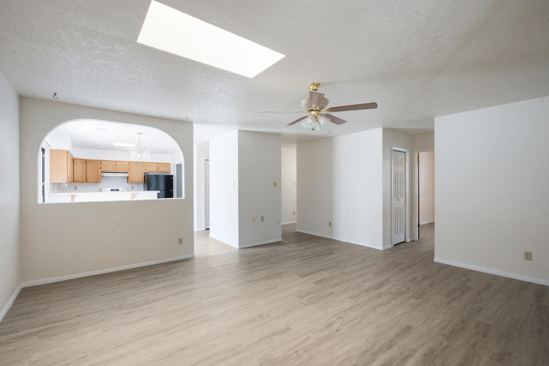 872 Entrada Drive SW