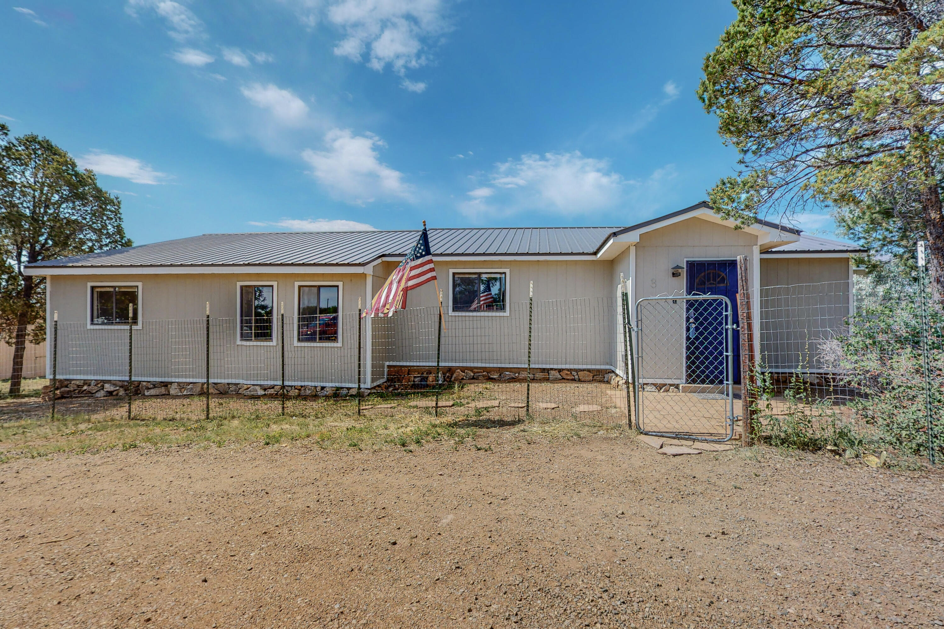 3 W Starr Lane