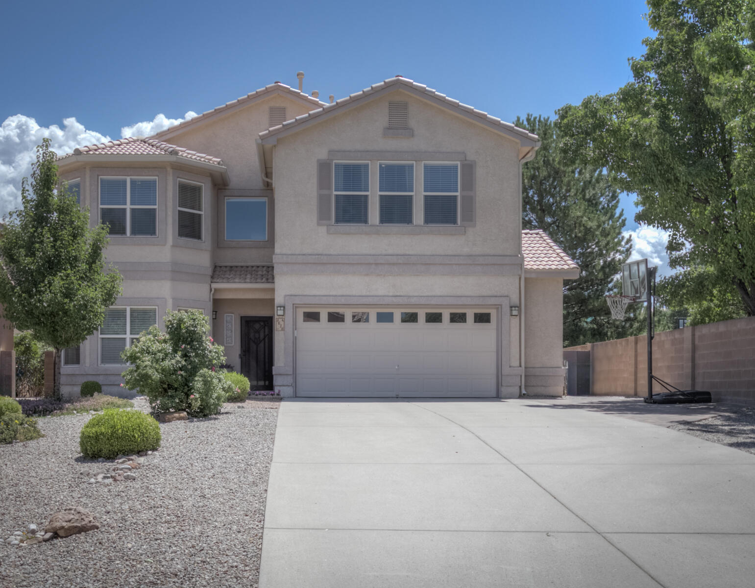 8616 Eagle Springs Drive NE