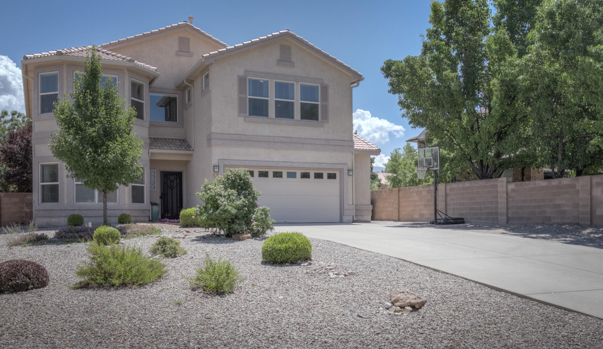 8616 Eagle Springs Drive NE