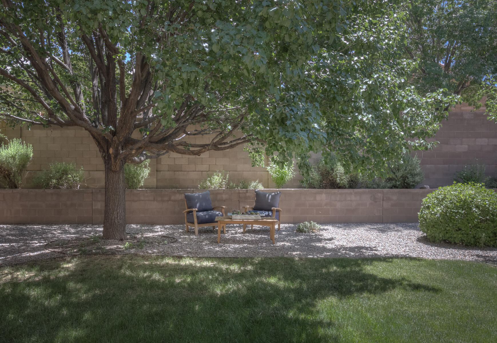 8616 Eagle Springs Drive NE