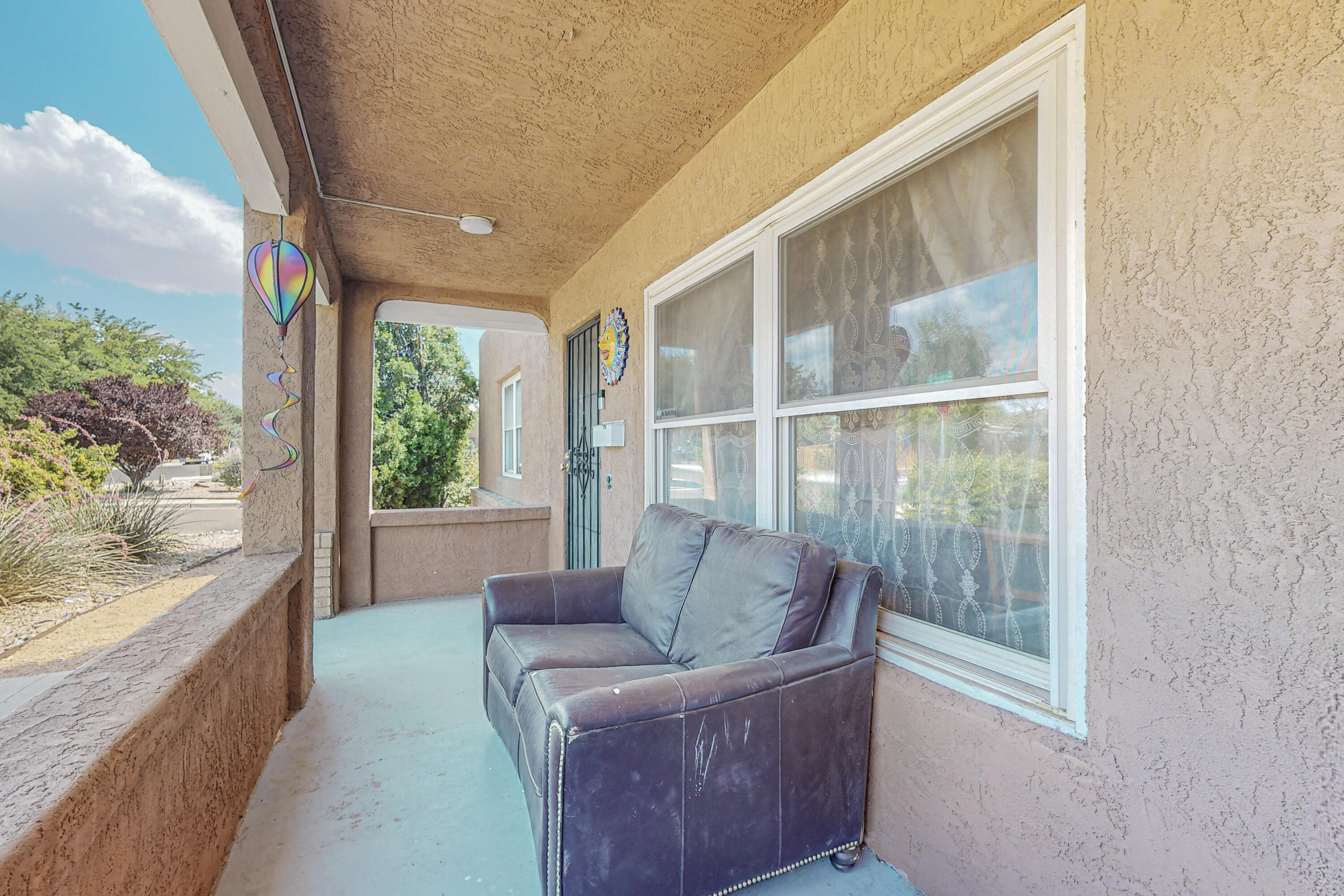 401 Cardenas Drive NE