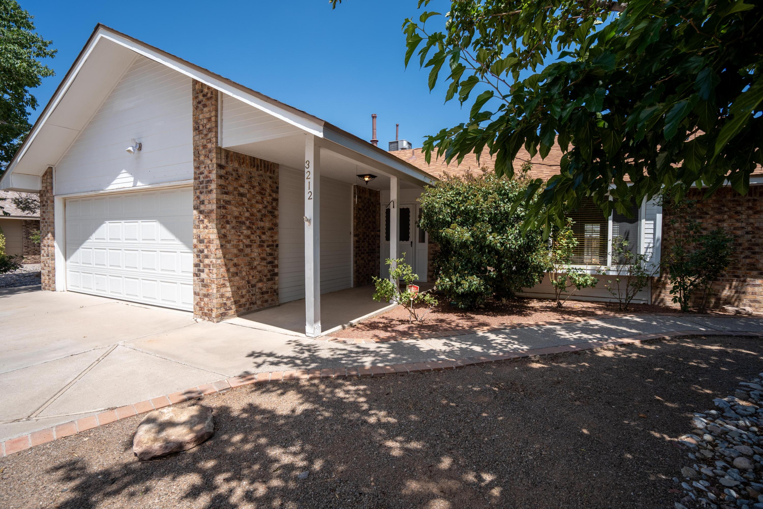 3212 Vista Maravillosa NW
