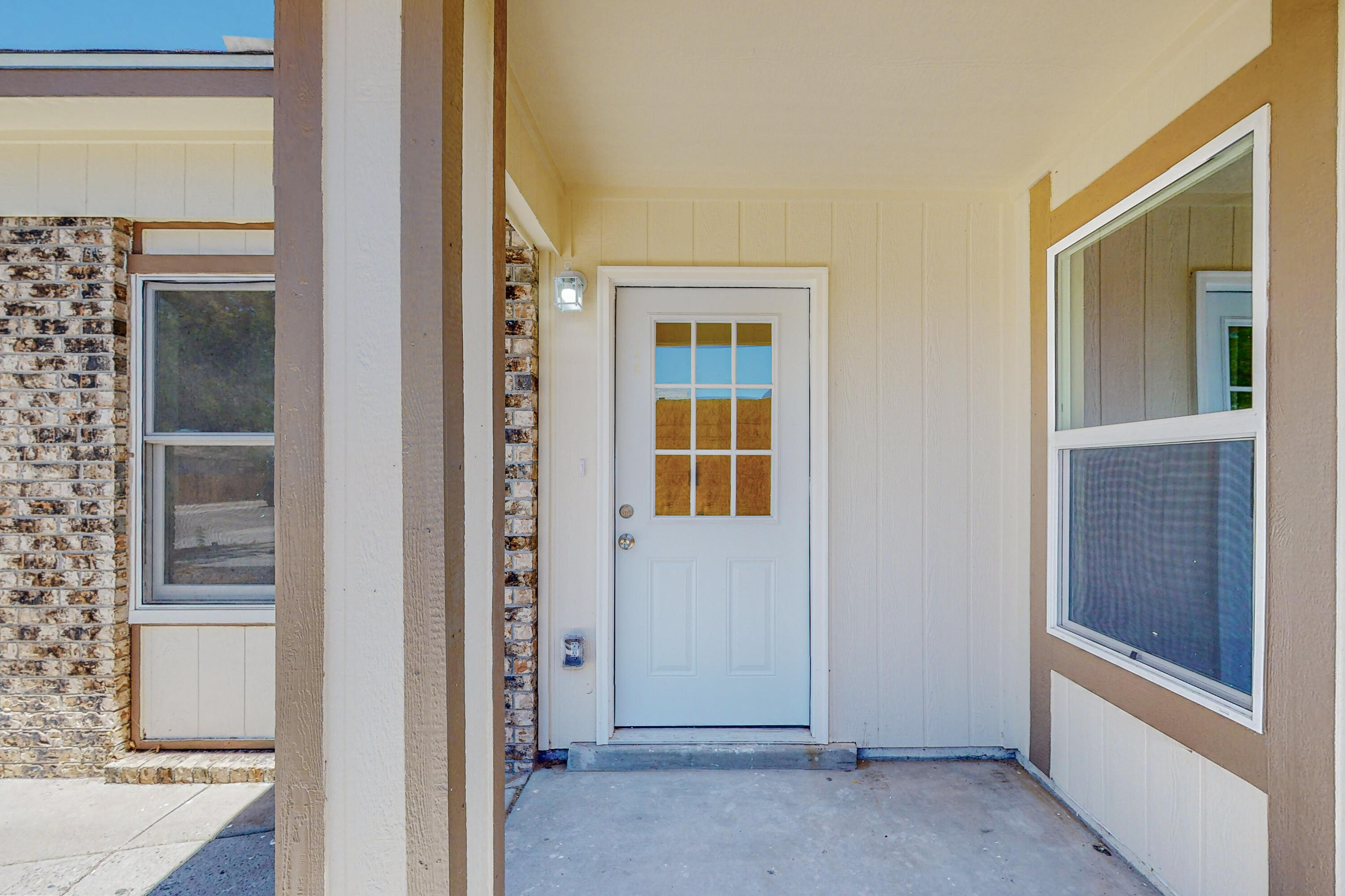 1058 Pandora Drive SW