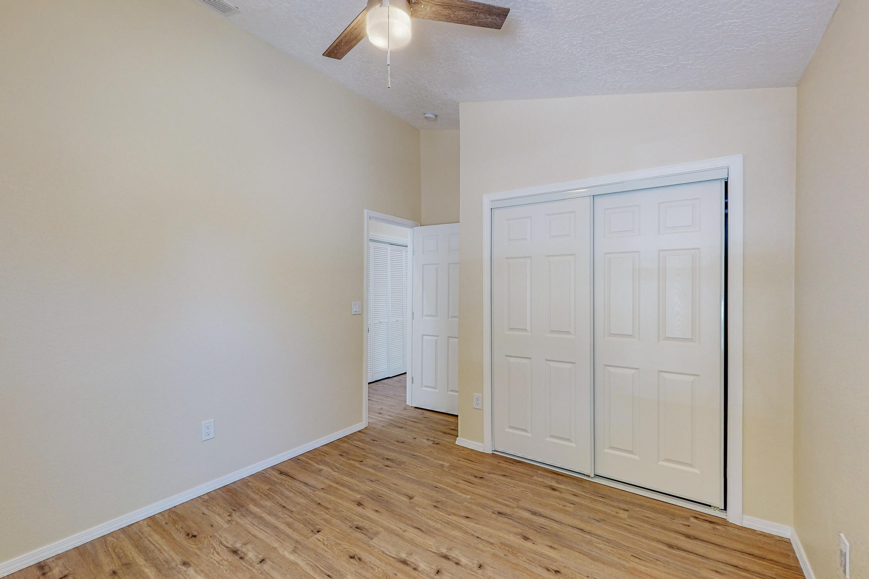1058 Pandora Drive SW