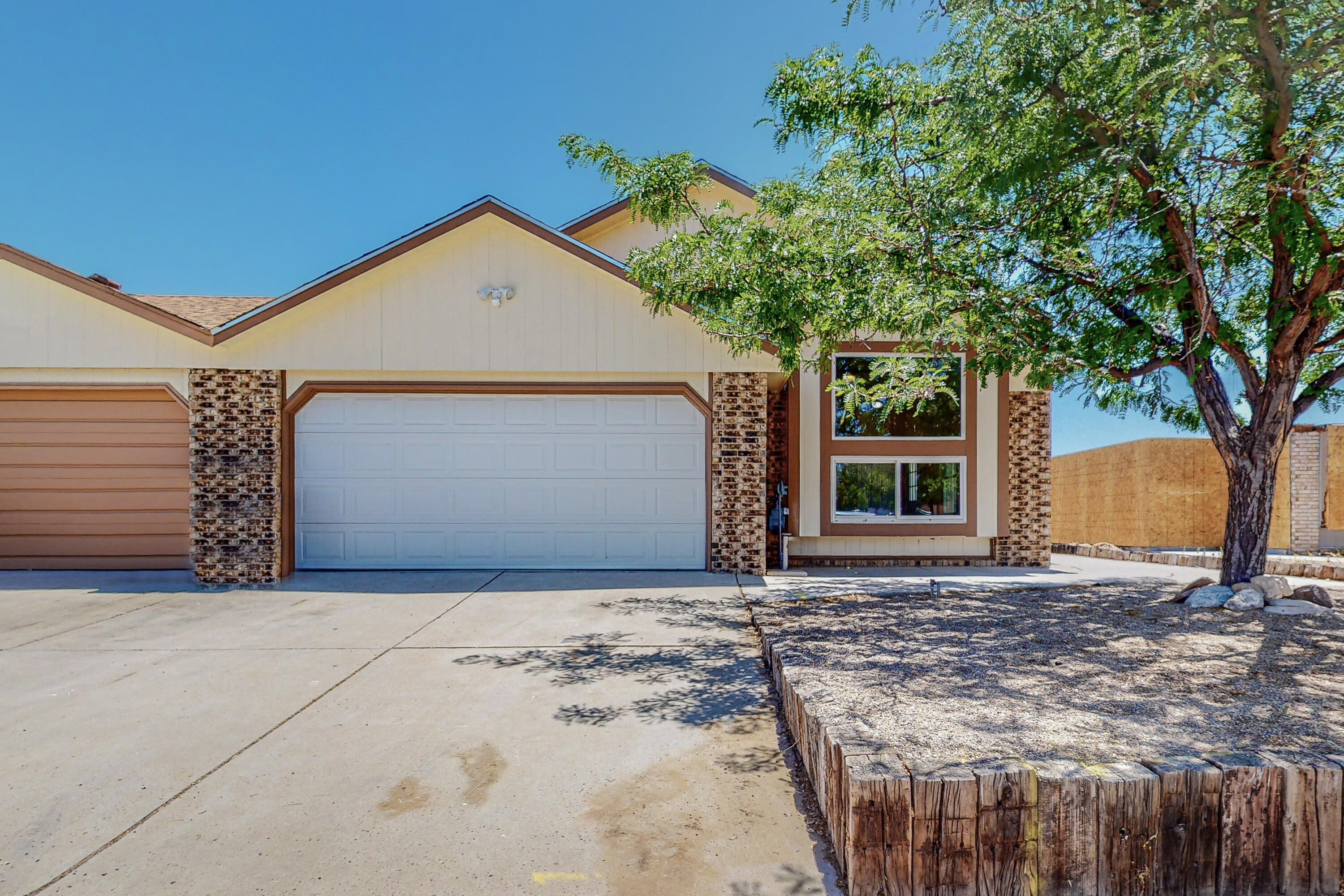 1058 Pandora Drive SW