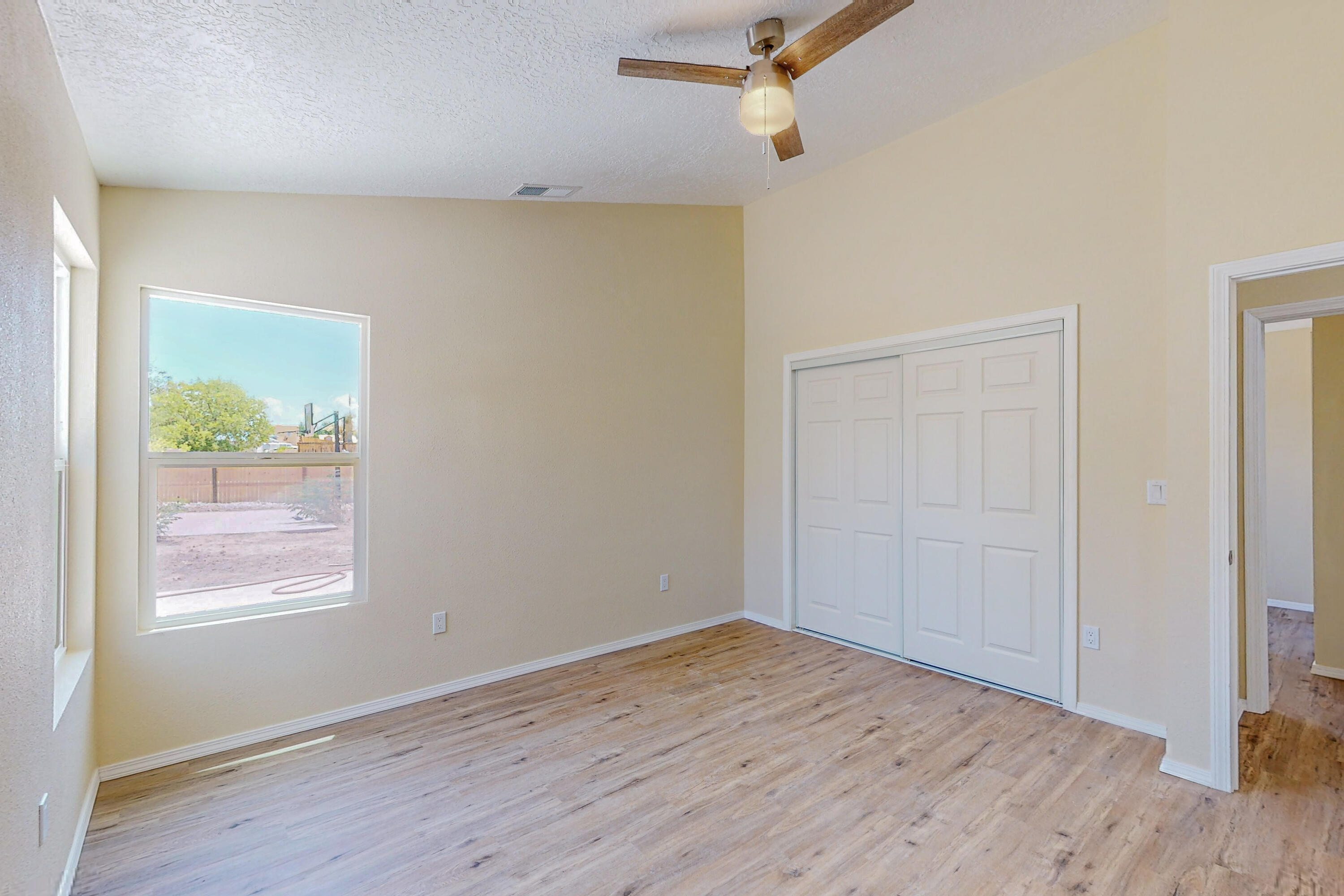 1058 Pandora Drive SW