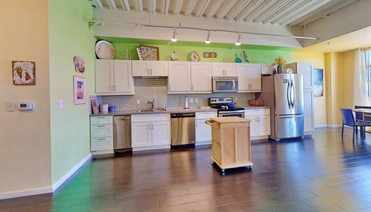 524 Central Avenue SW 506
