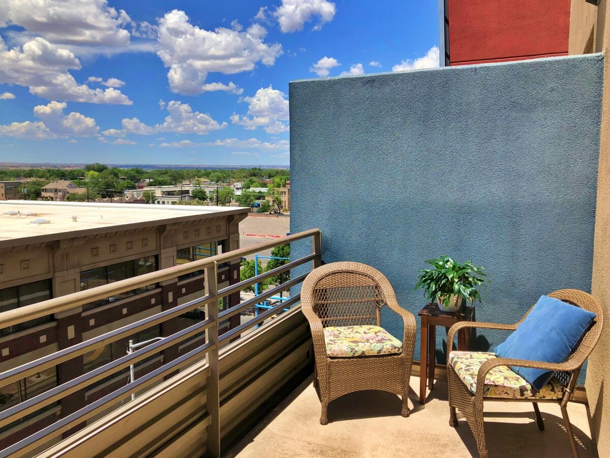 524 Central Avenue SW 506