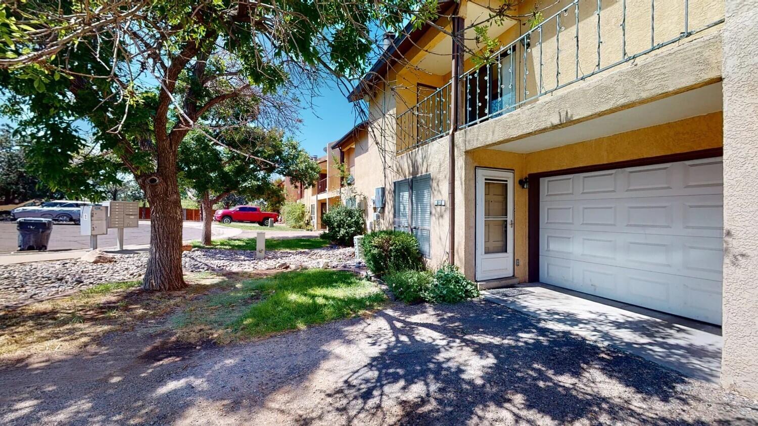 187 Vista Point Court NE