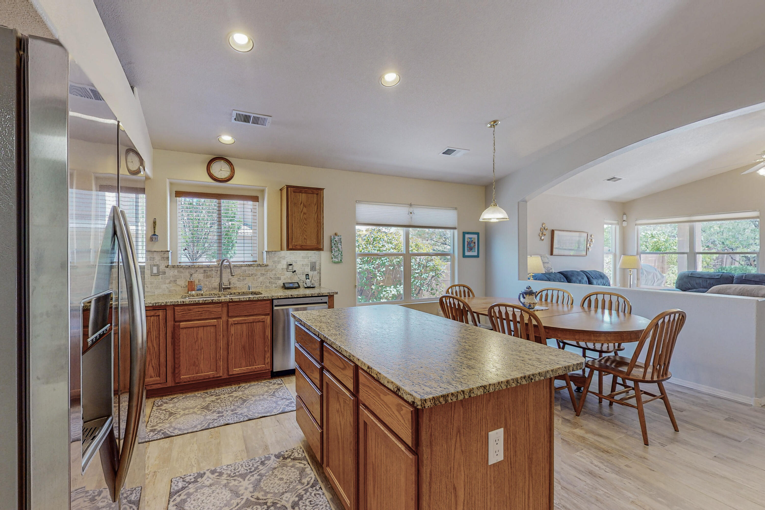 1131 Diamondback Drive NE