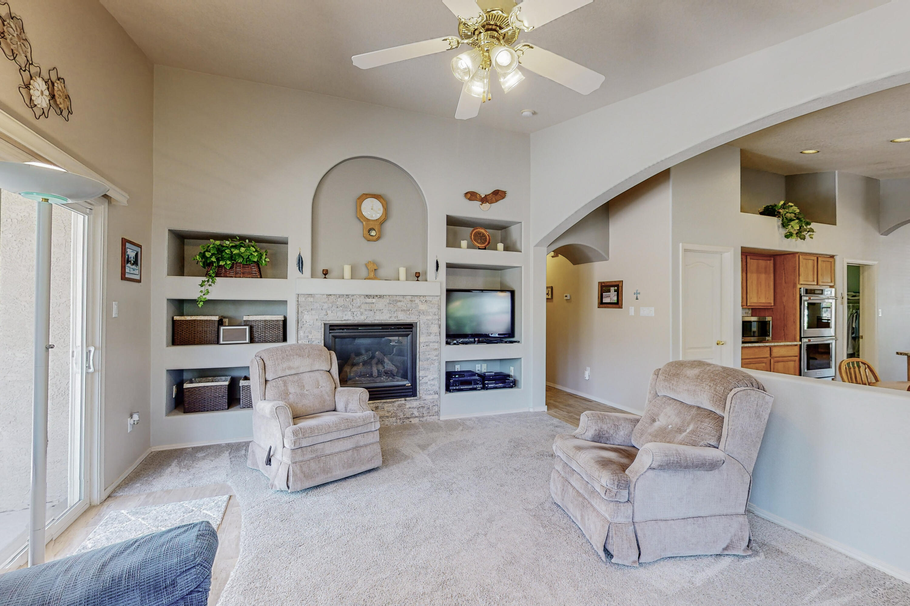 1131 Diamondback Drive NE