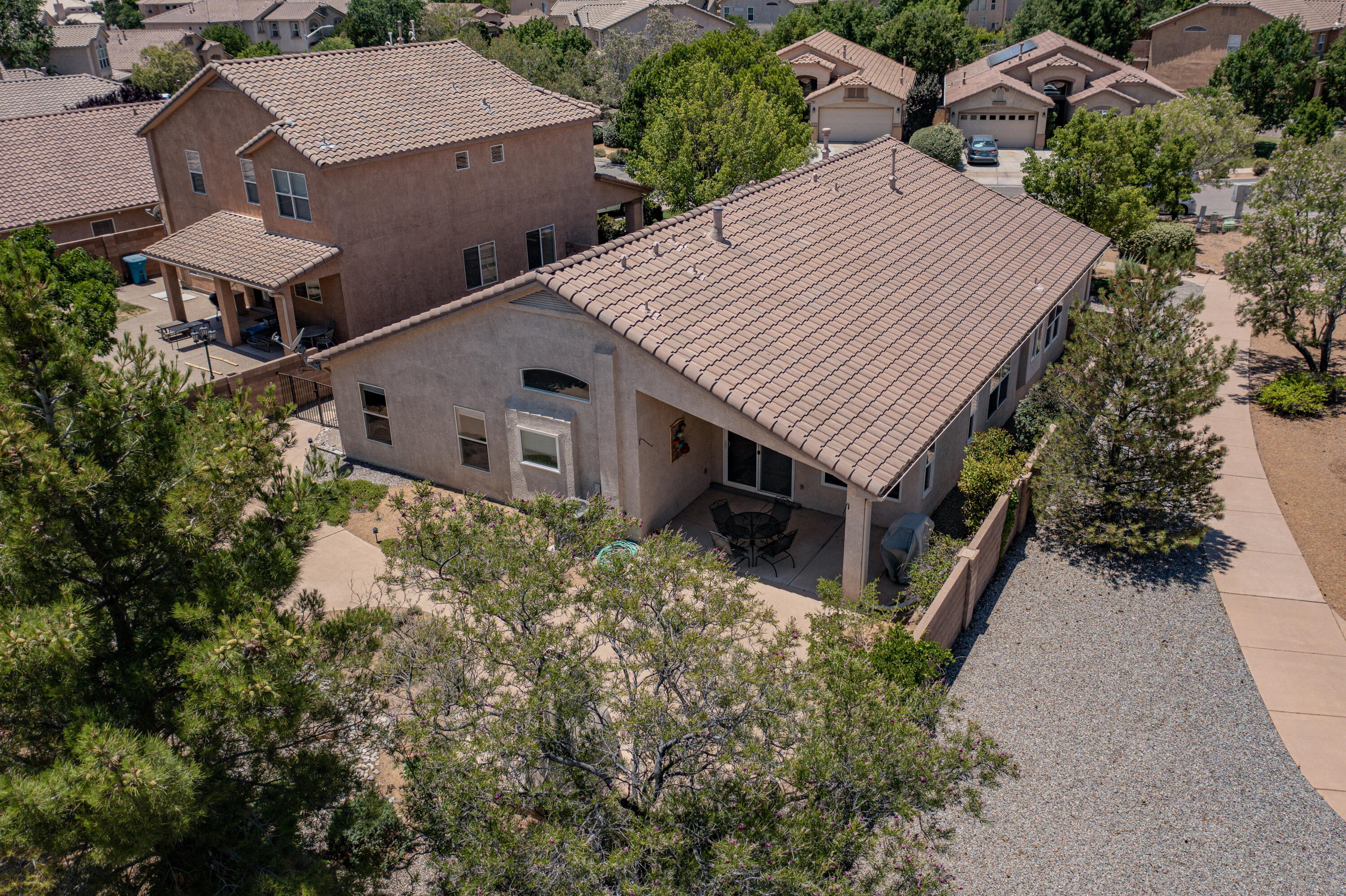 1131 Diamondback Drive NE