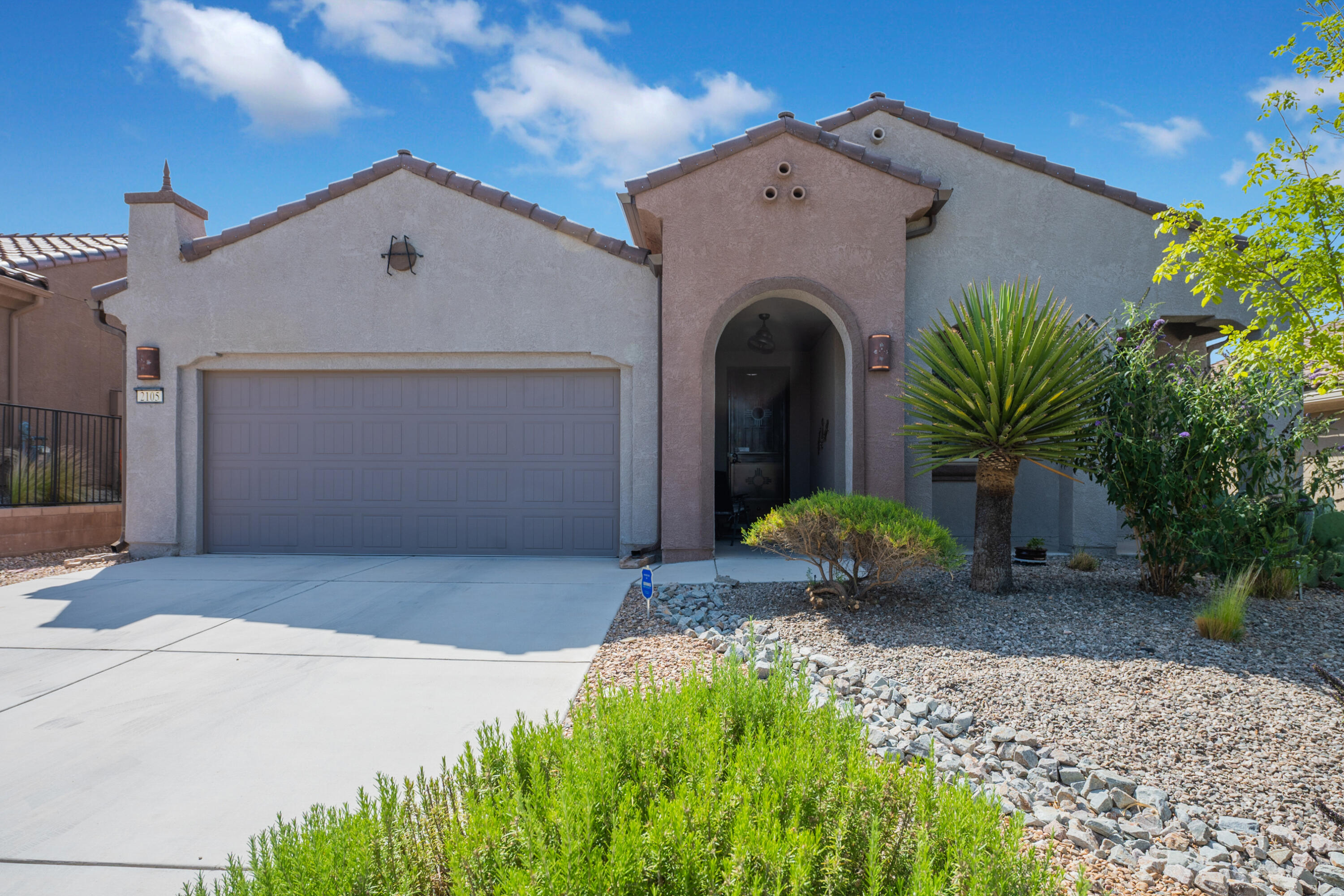 2105 Willow Canyon Trail NW