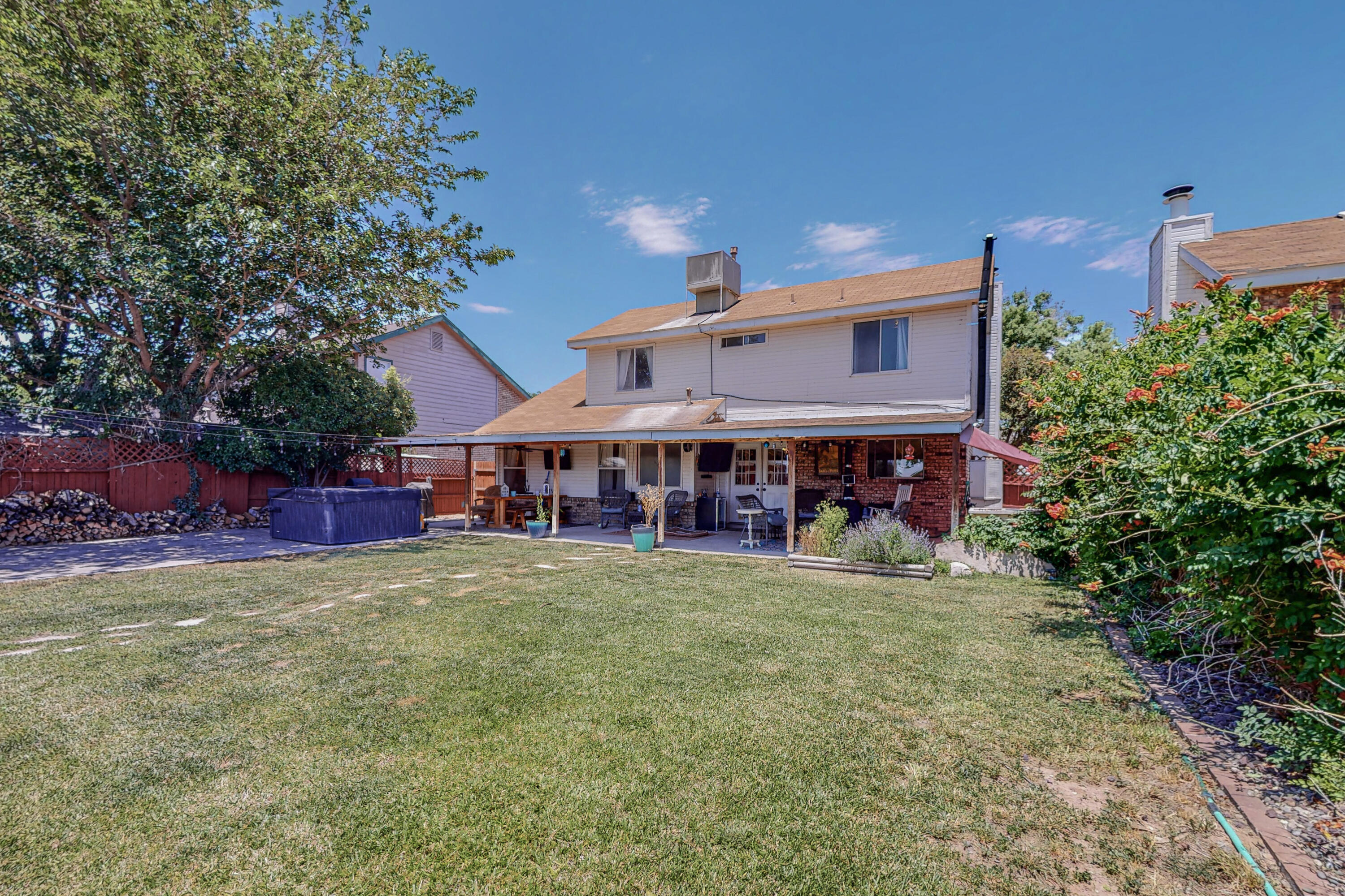 7004 Portulaca Drive NW