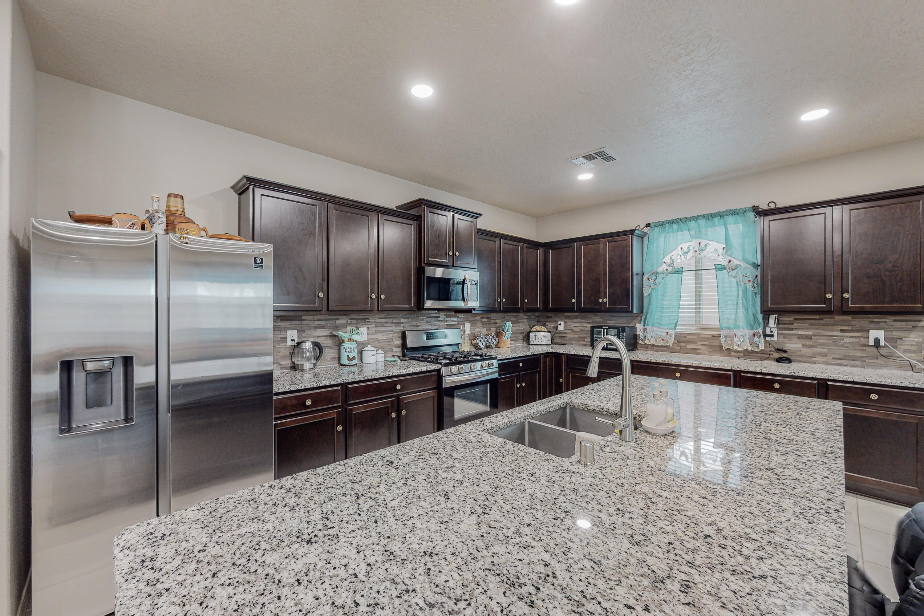 4417 Golden Eagle Loop NE