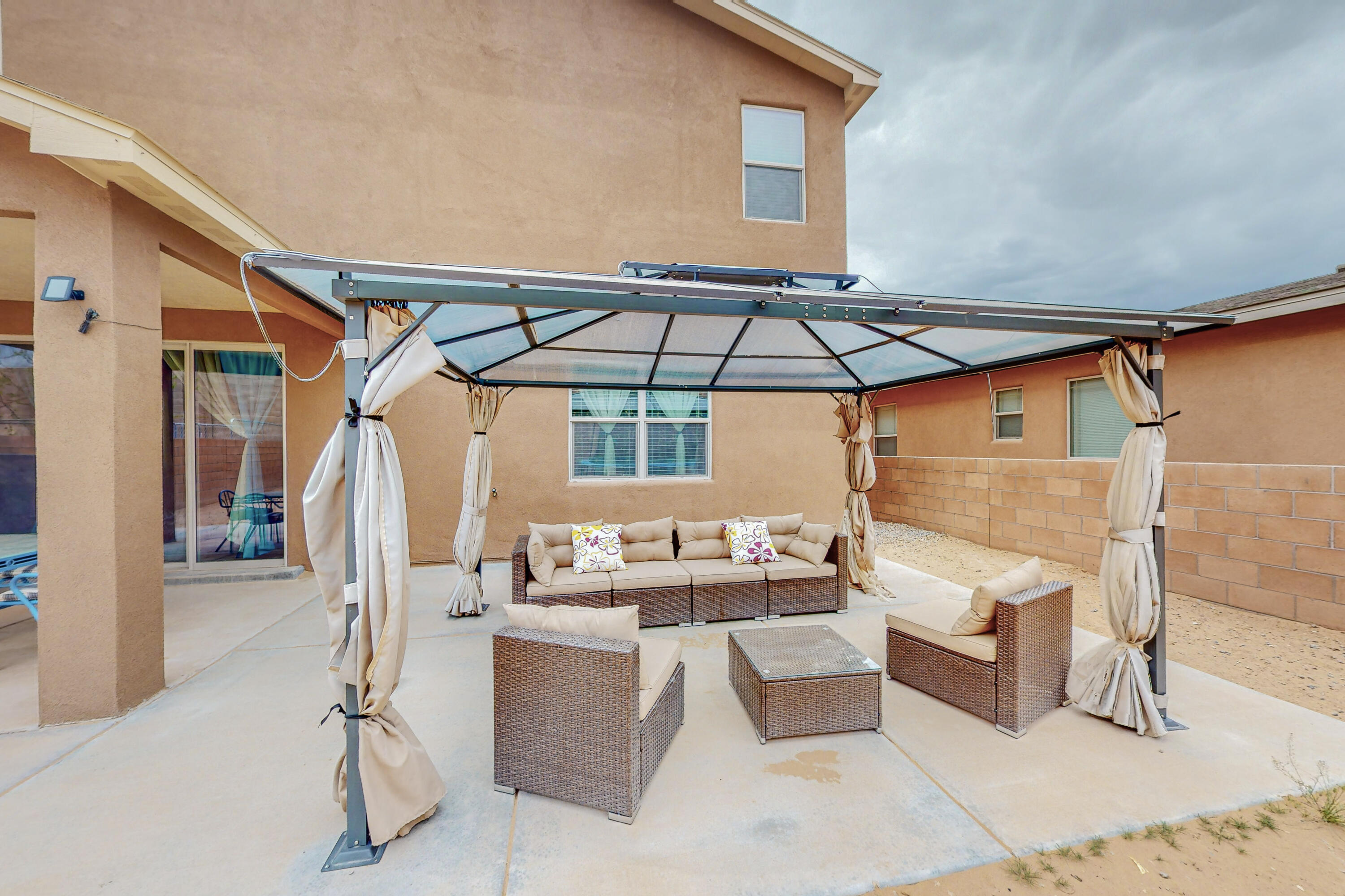 4417 Golden Eagle Loop NE