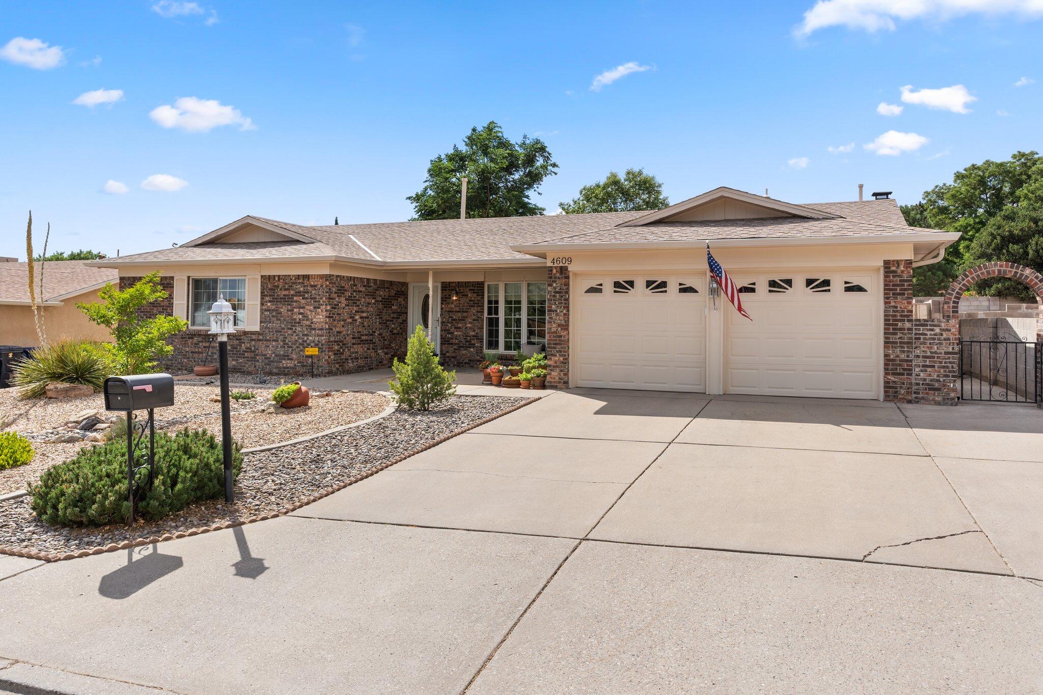 4609 Oahu Drive NE