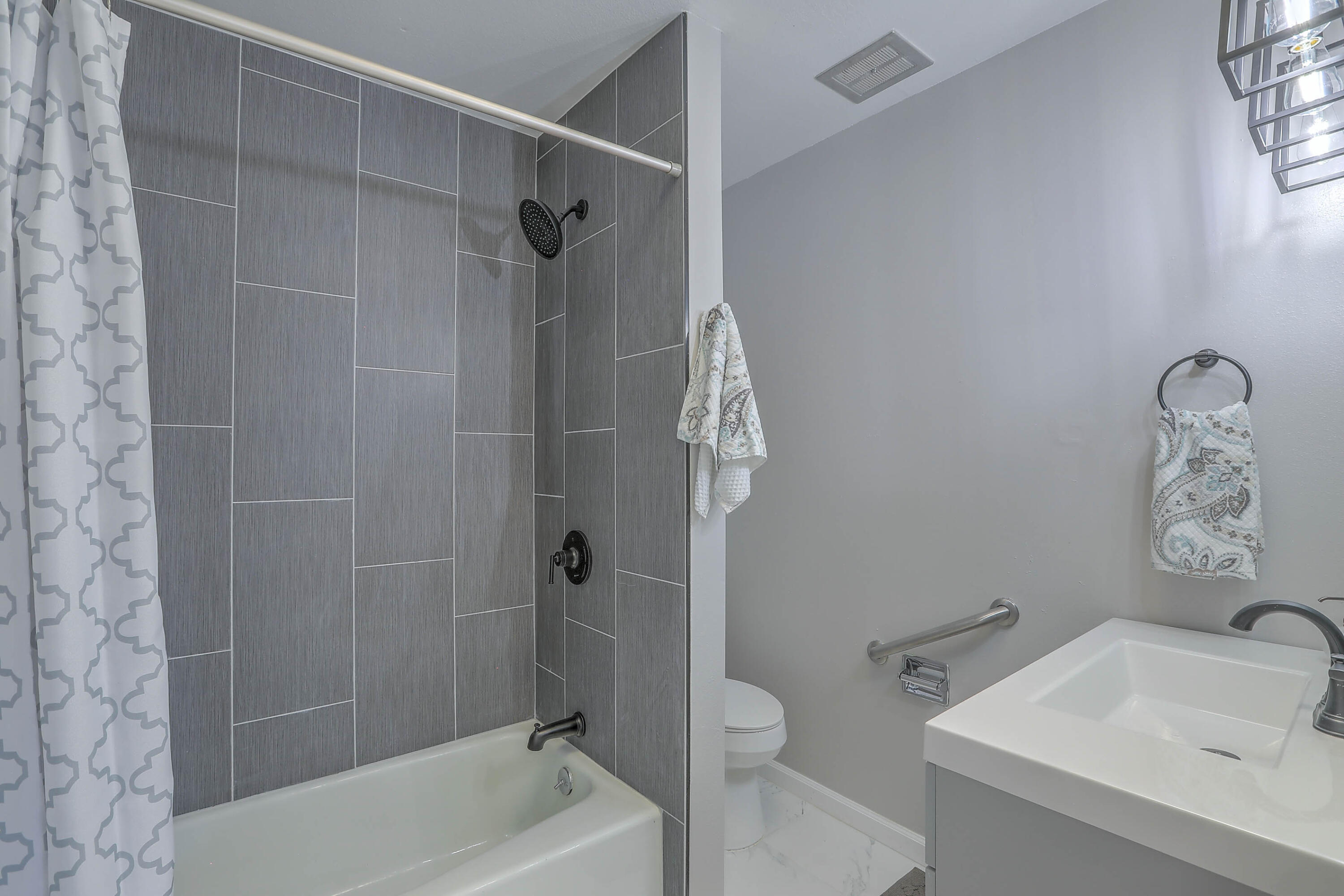 12328 Princess Jeanne Avenue NE