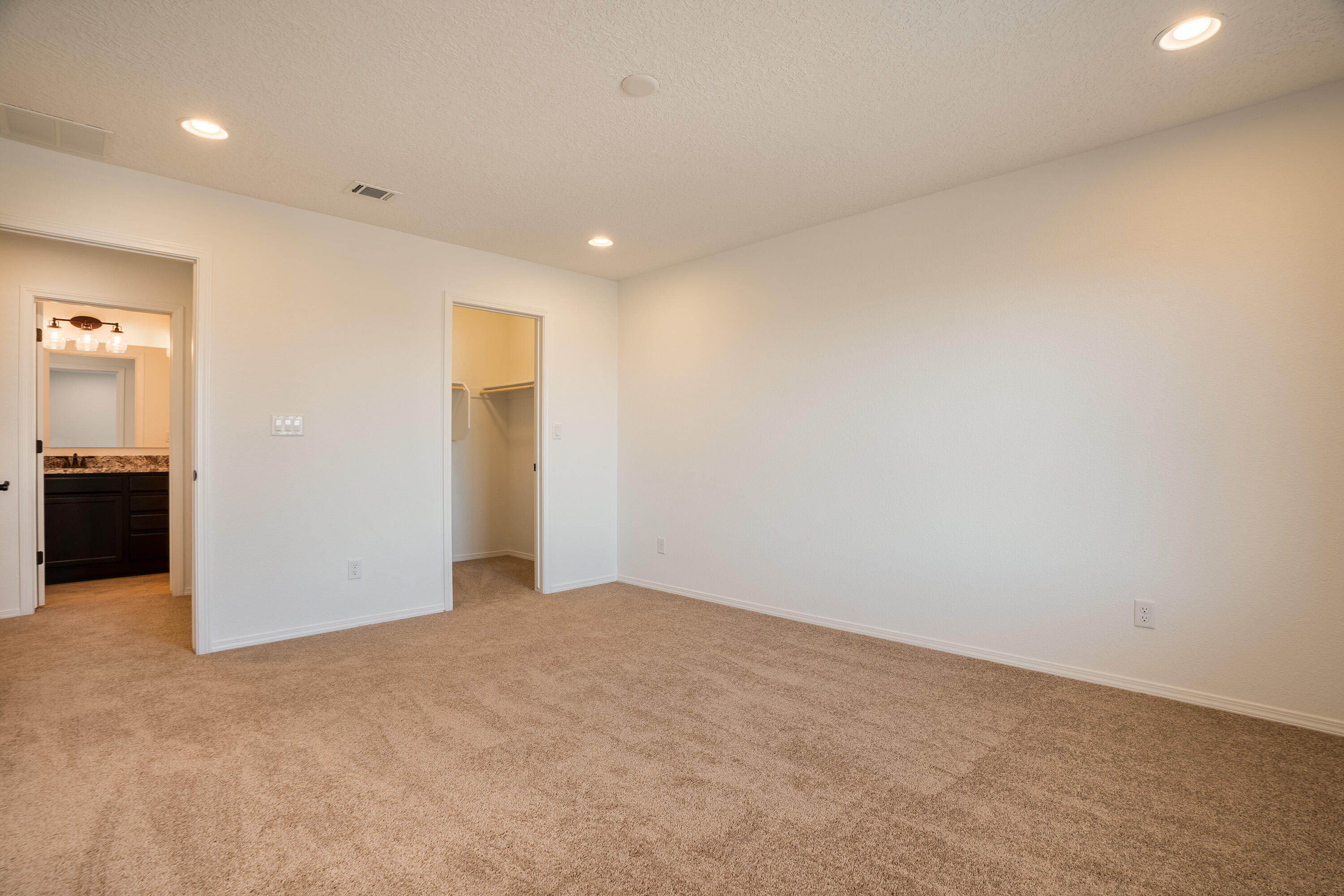 1148 Vallecito Loop NW