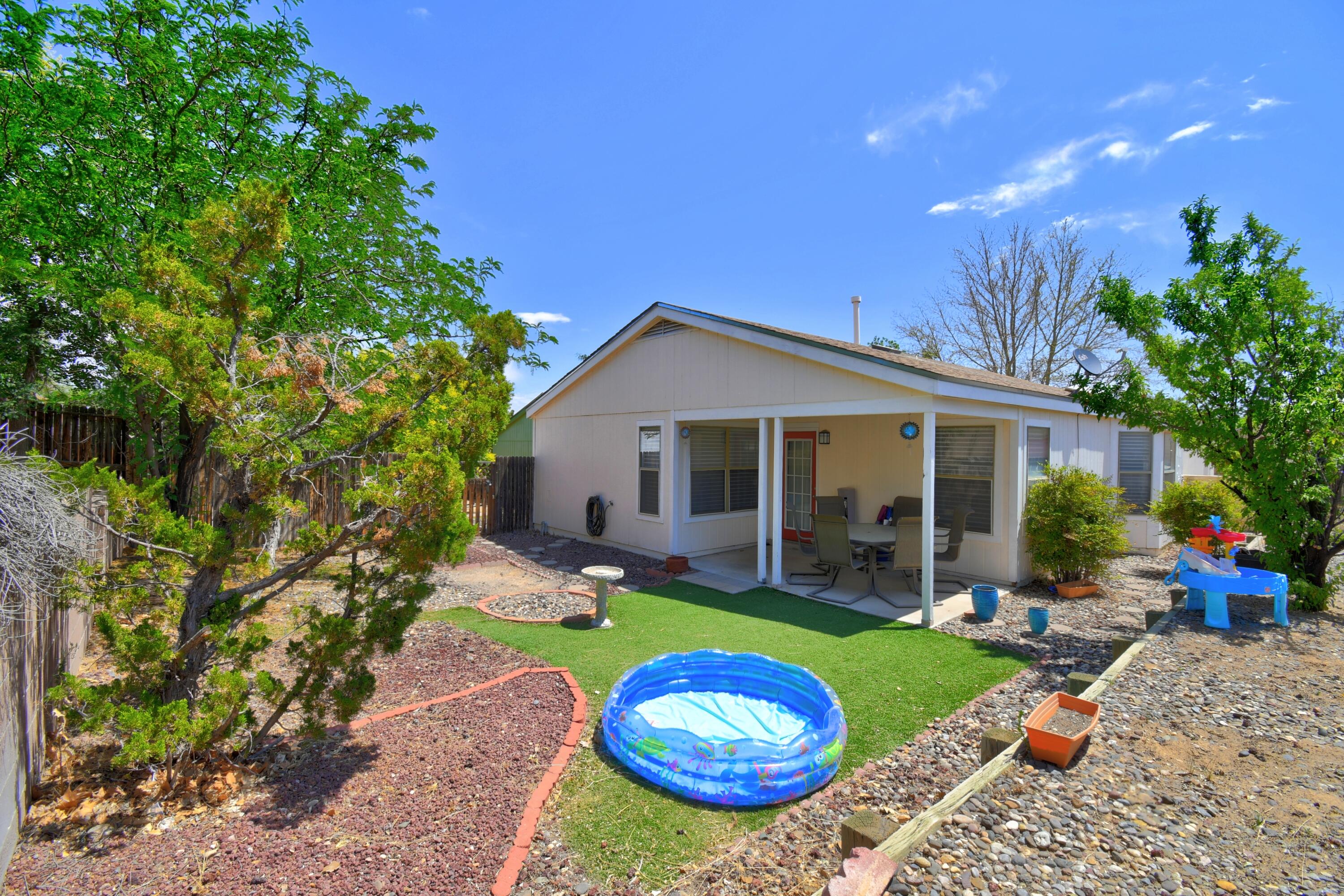 1609 Debra Place NE