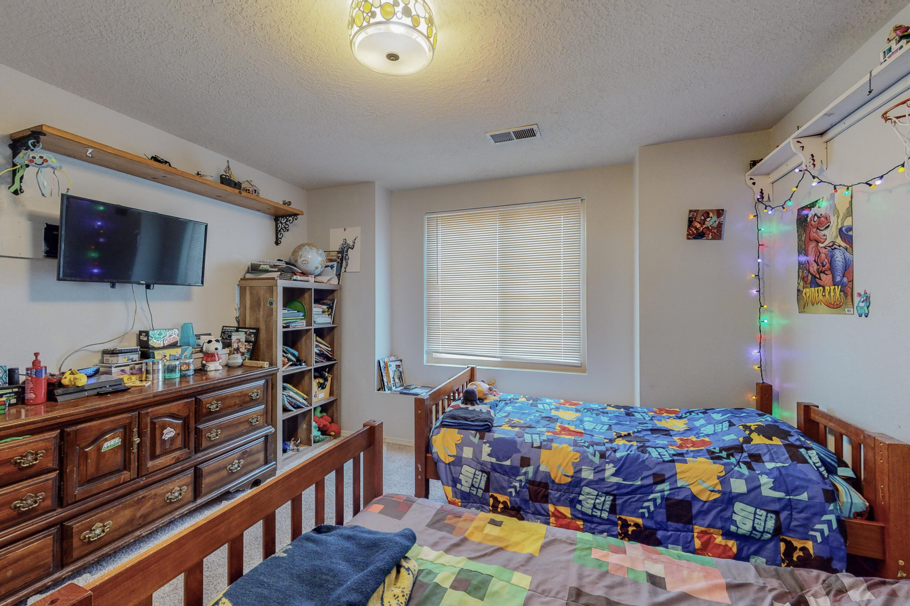 512 Thoroughbred Drive SW