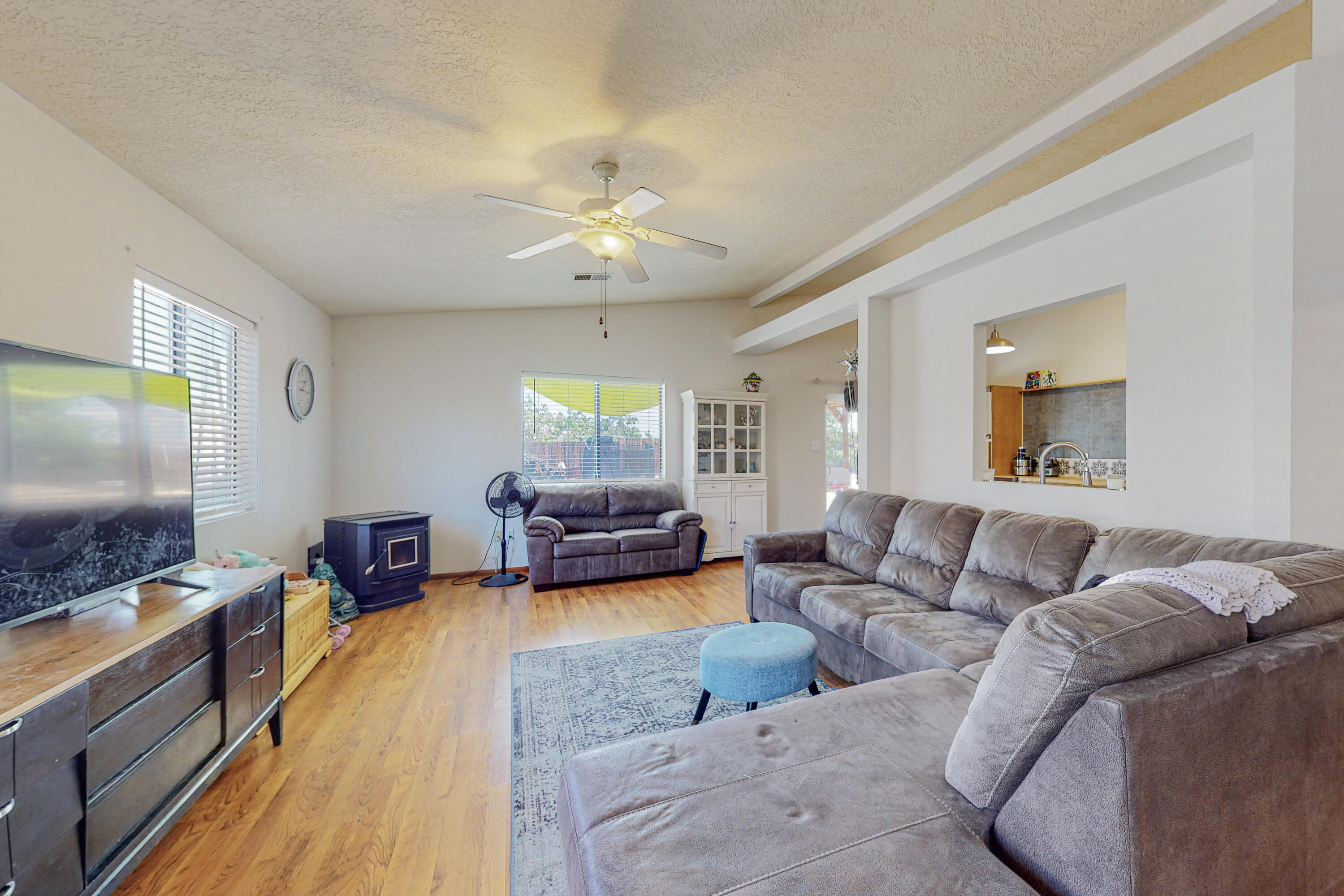 512 Thoroughbred Drive SW