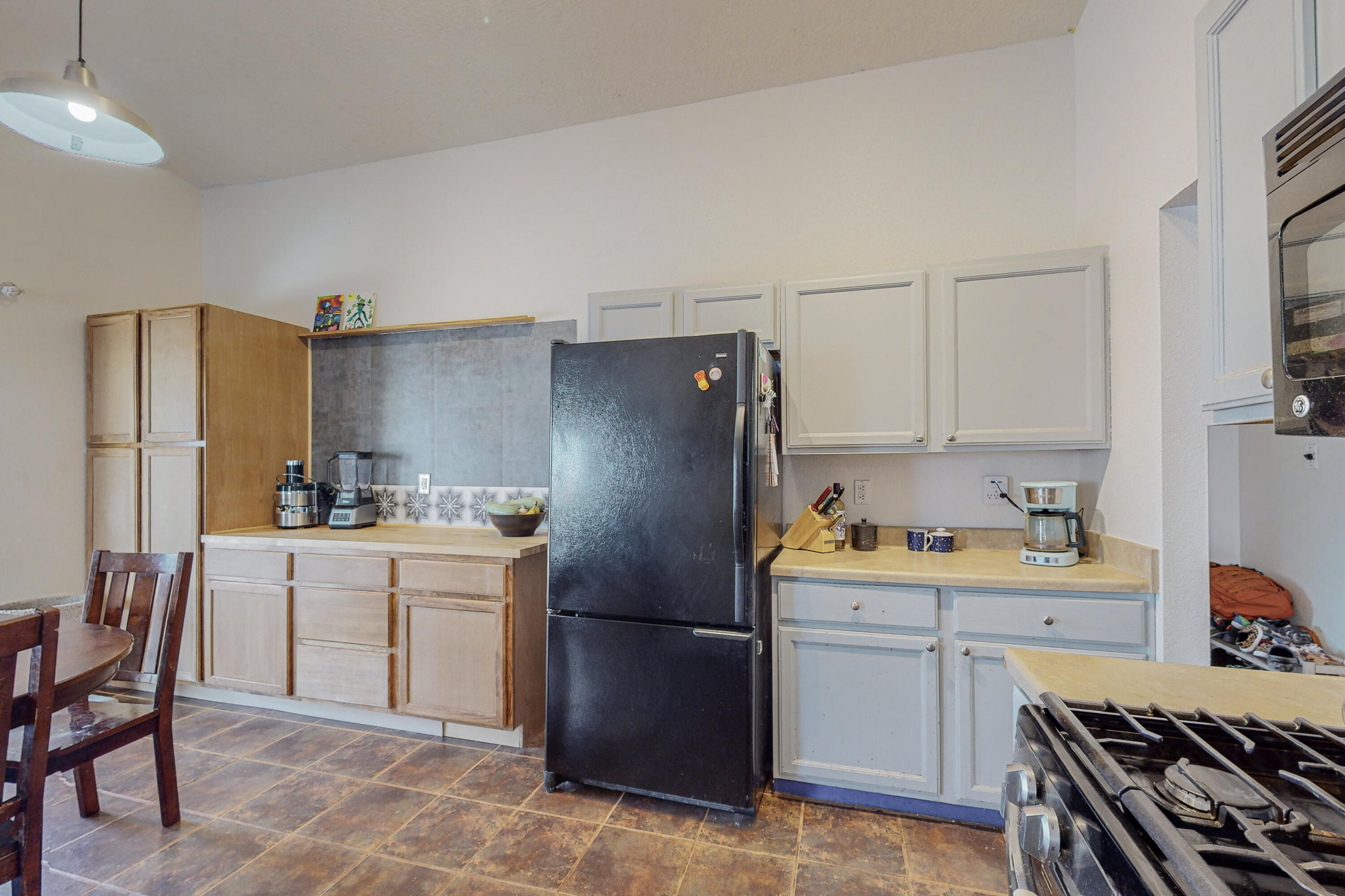 512 Thoroughbred Drive SW