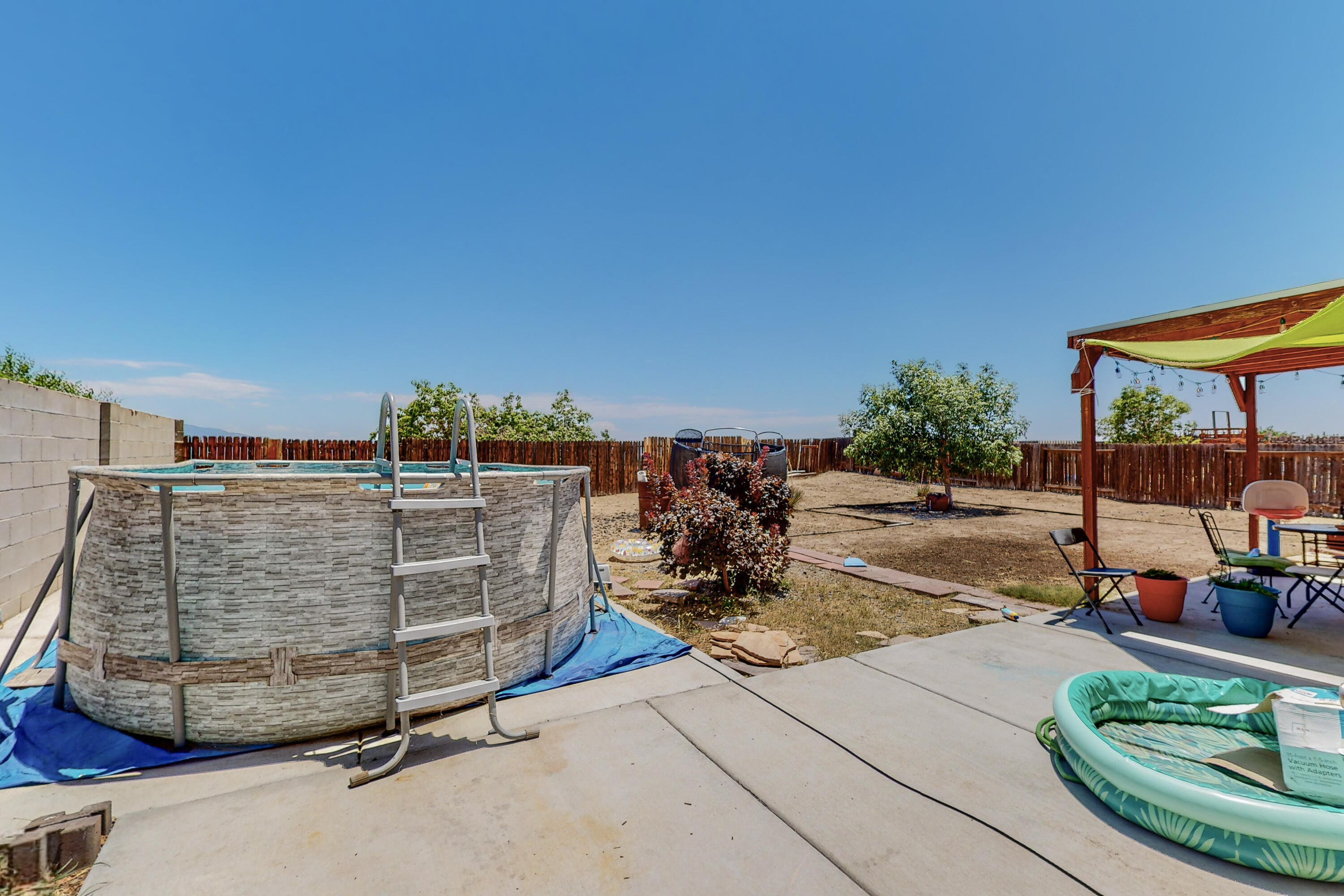 512 Thoroughbred Drive SW