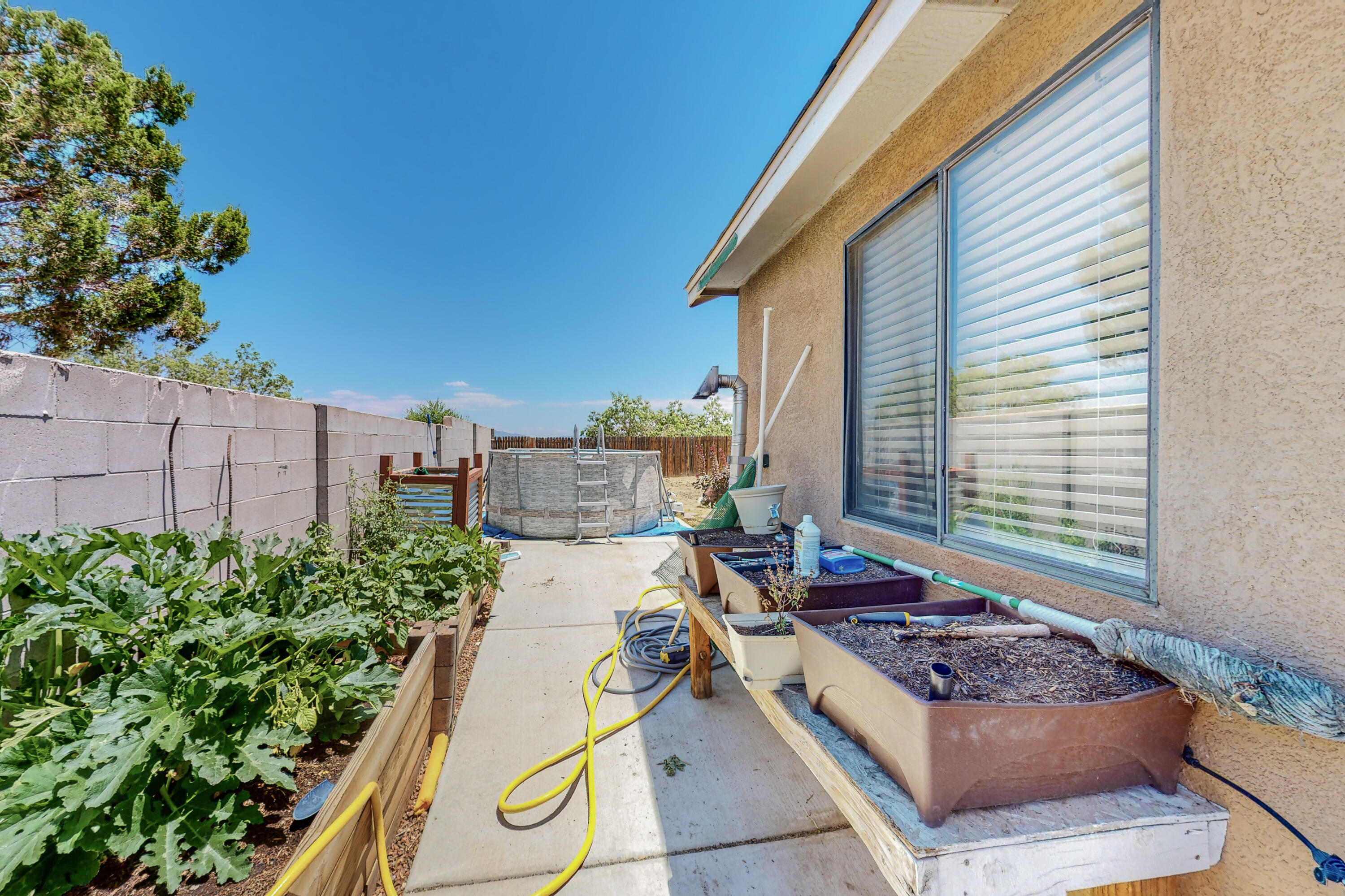 512 Thoroughbred Drive SW