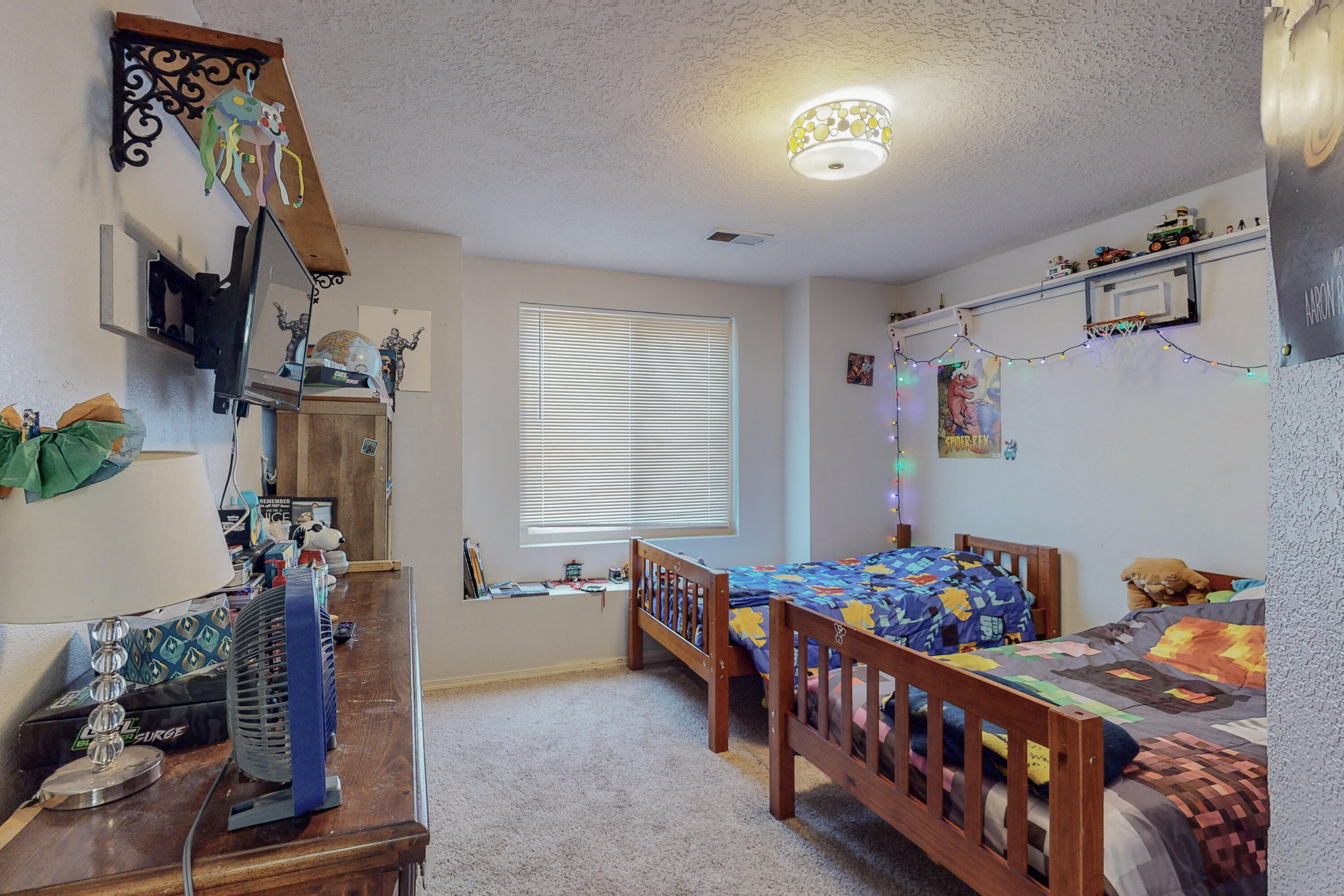 512 Thoroughbred Drive SW