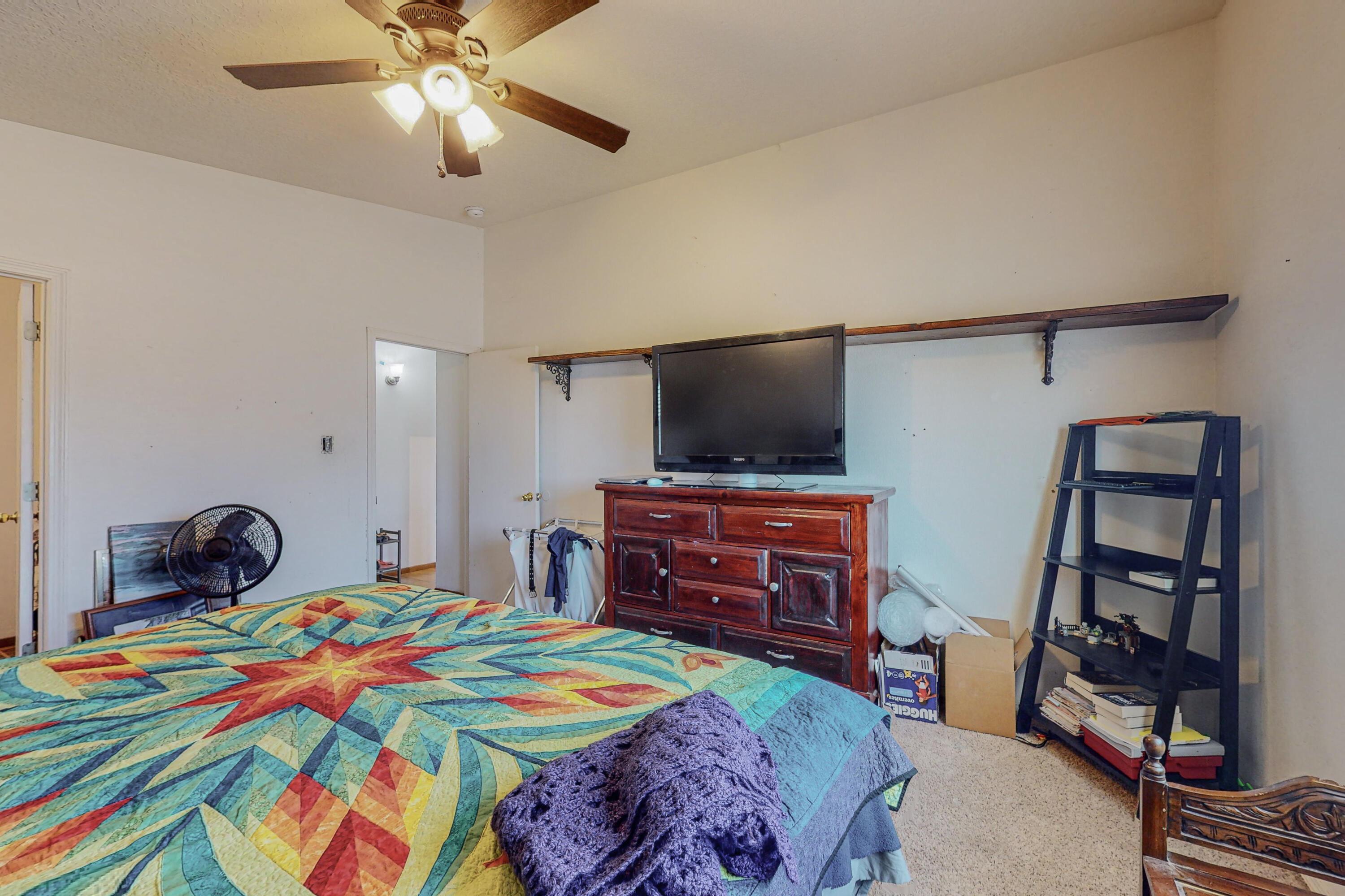 512 Thoroughbred Drive SW