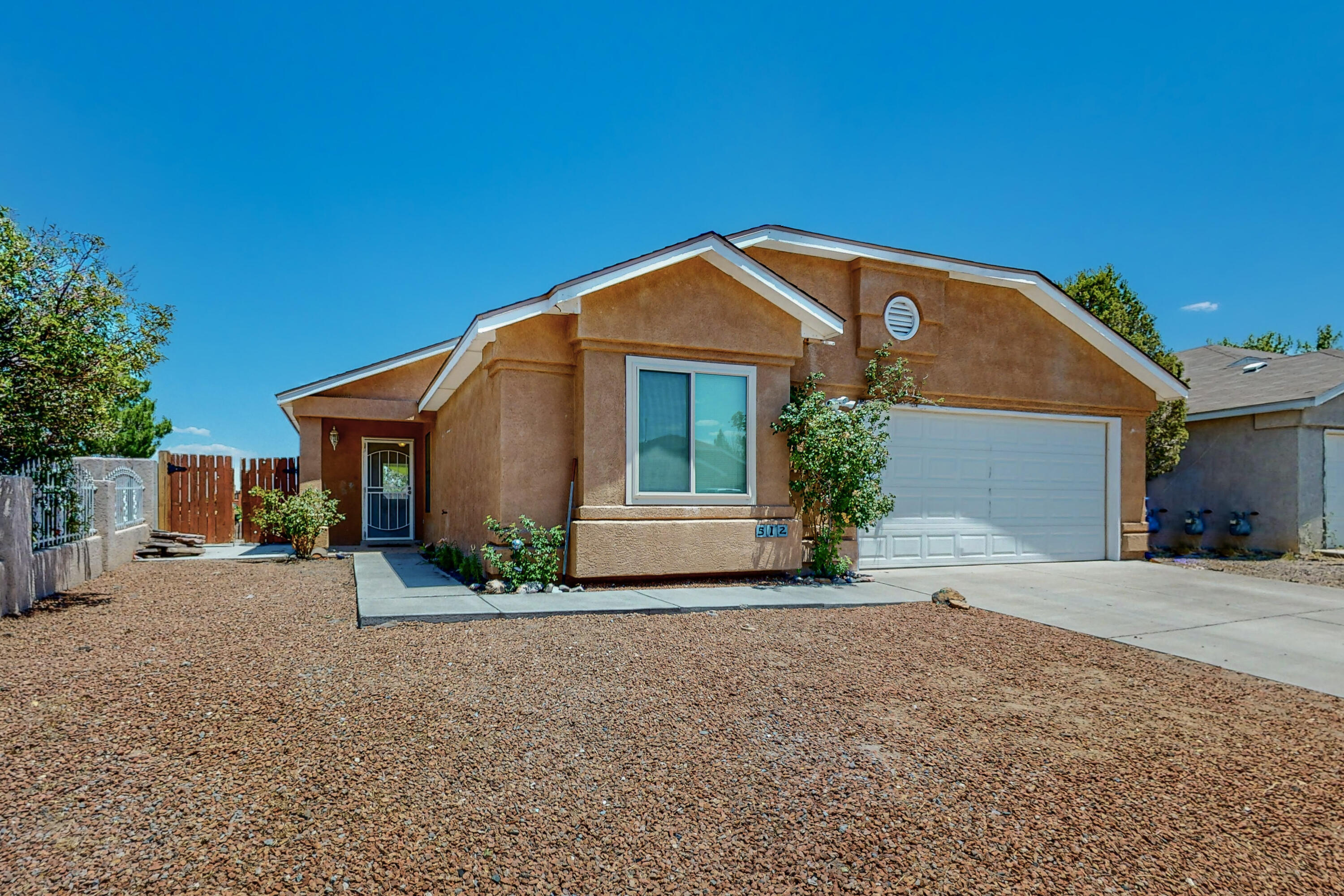 512 Thoroughbred Drive SW