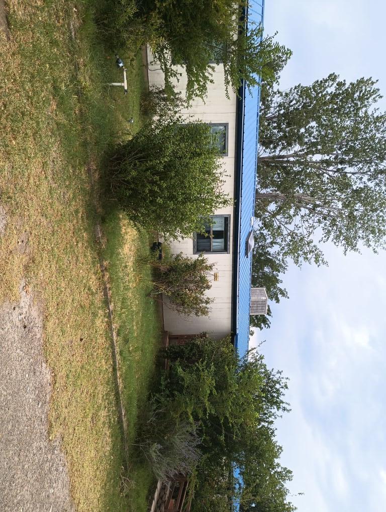 3403 Frontage Road NE